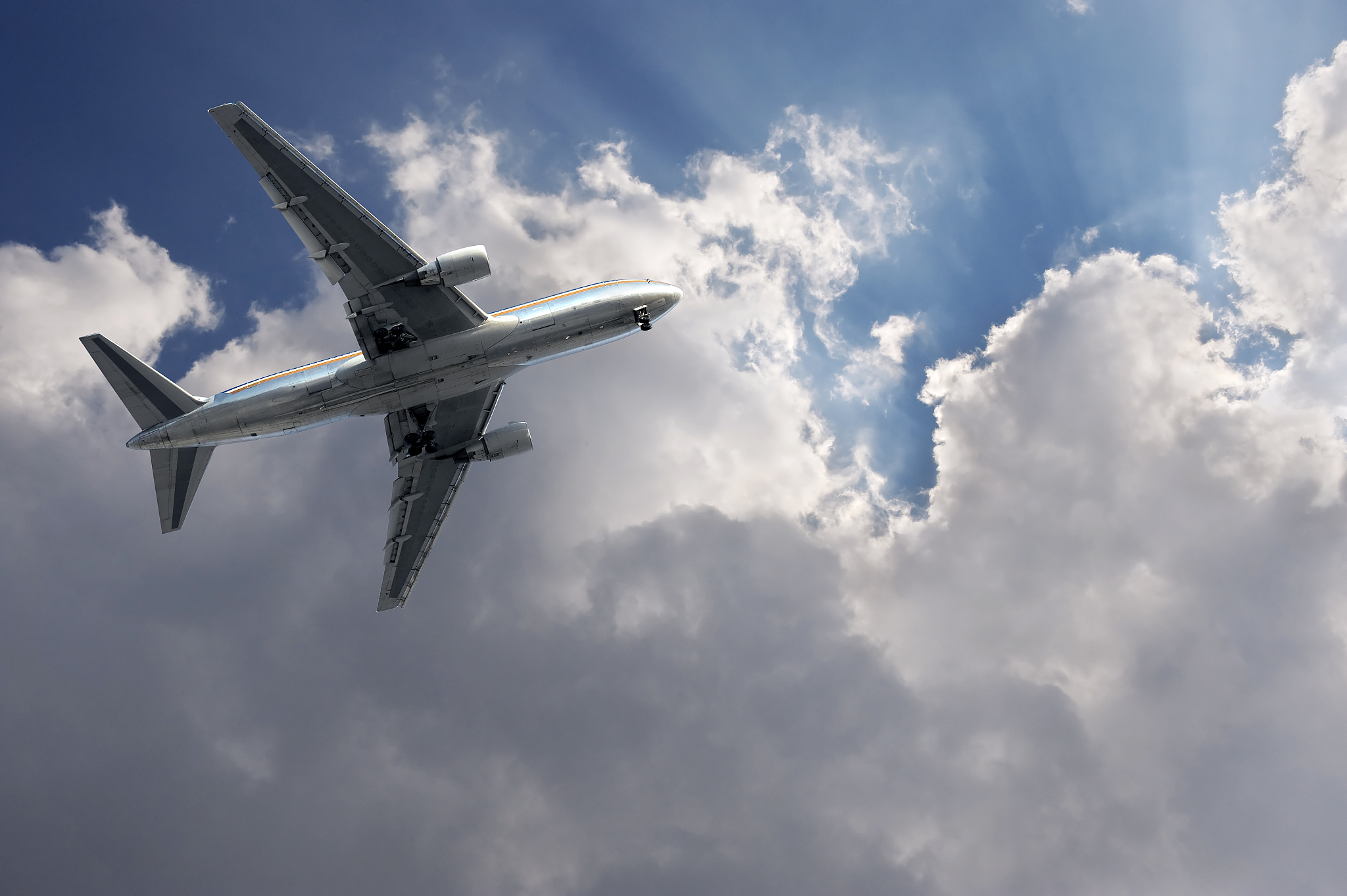 昆明铁路专业院校报考方法云南华西航空旅游学校