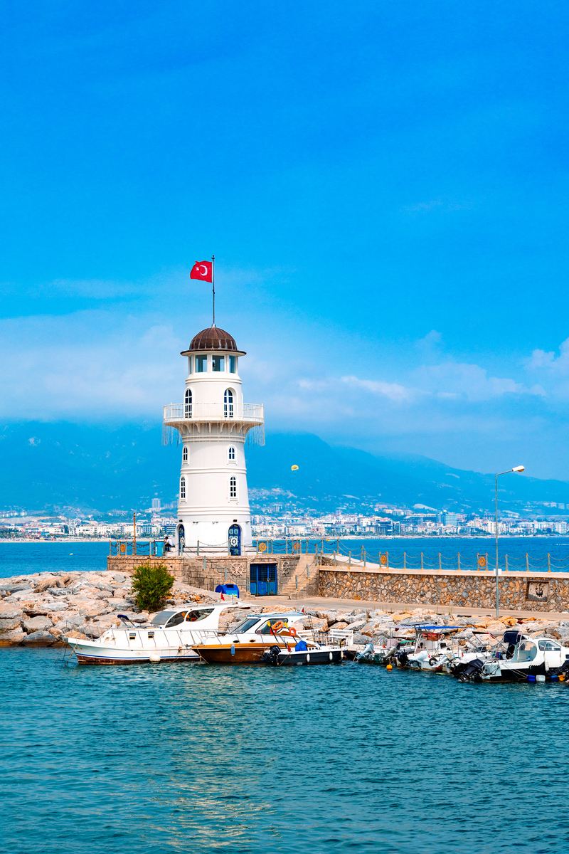 海边度假村名字：灯塔、礁石、日出日落，灵感尽在其中