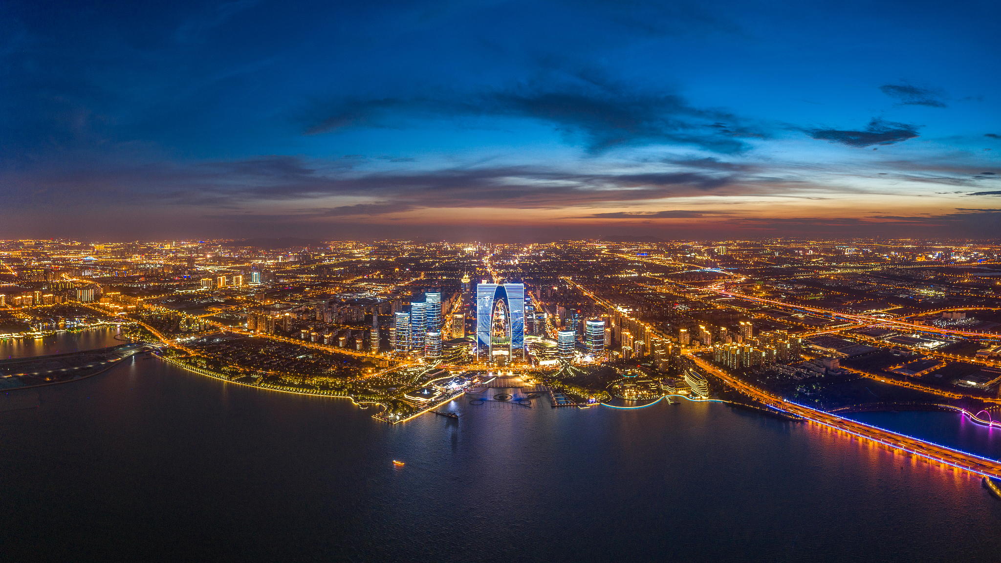 苏州东方之门与城市天际线夜景航拍