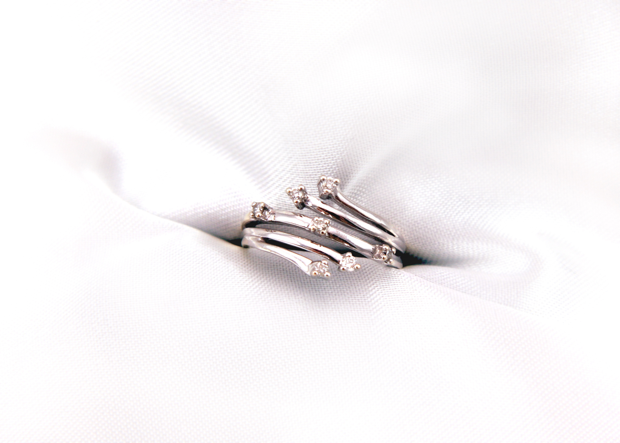 Cindy Chao Inspired Milky Way Jewelry Ring with 3-carat Emerald
