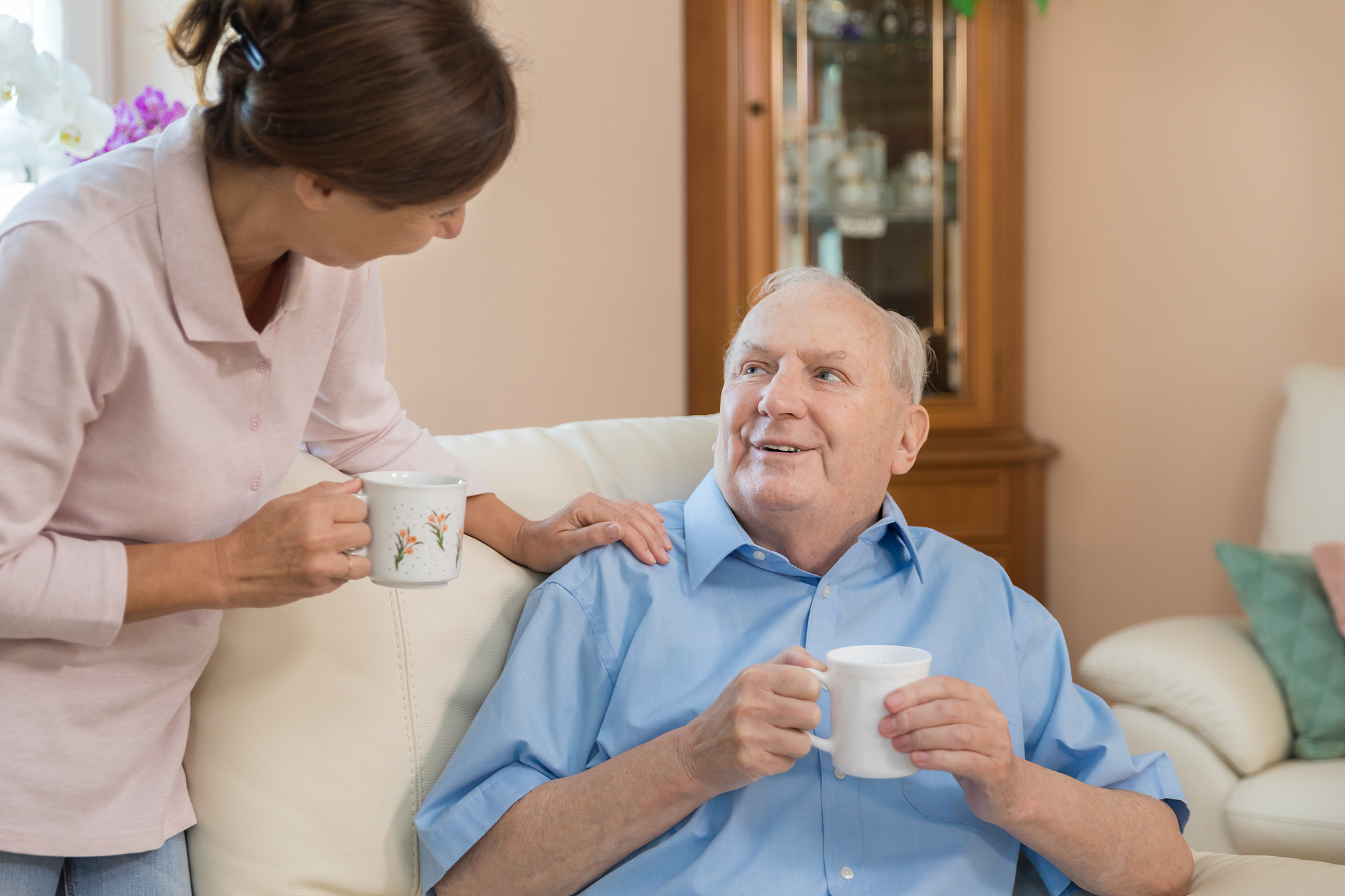 护士证难拿到吗