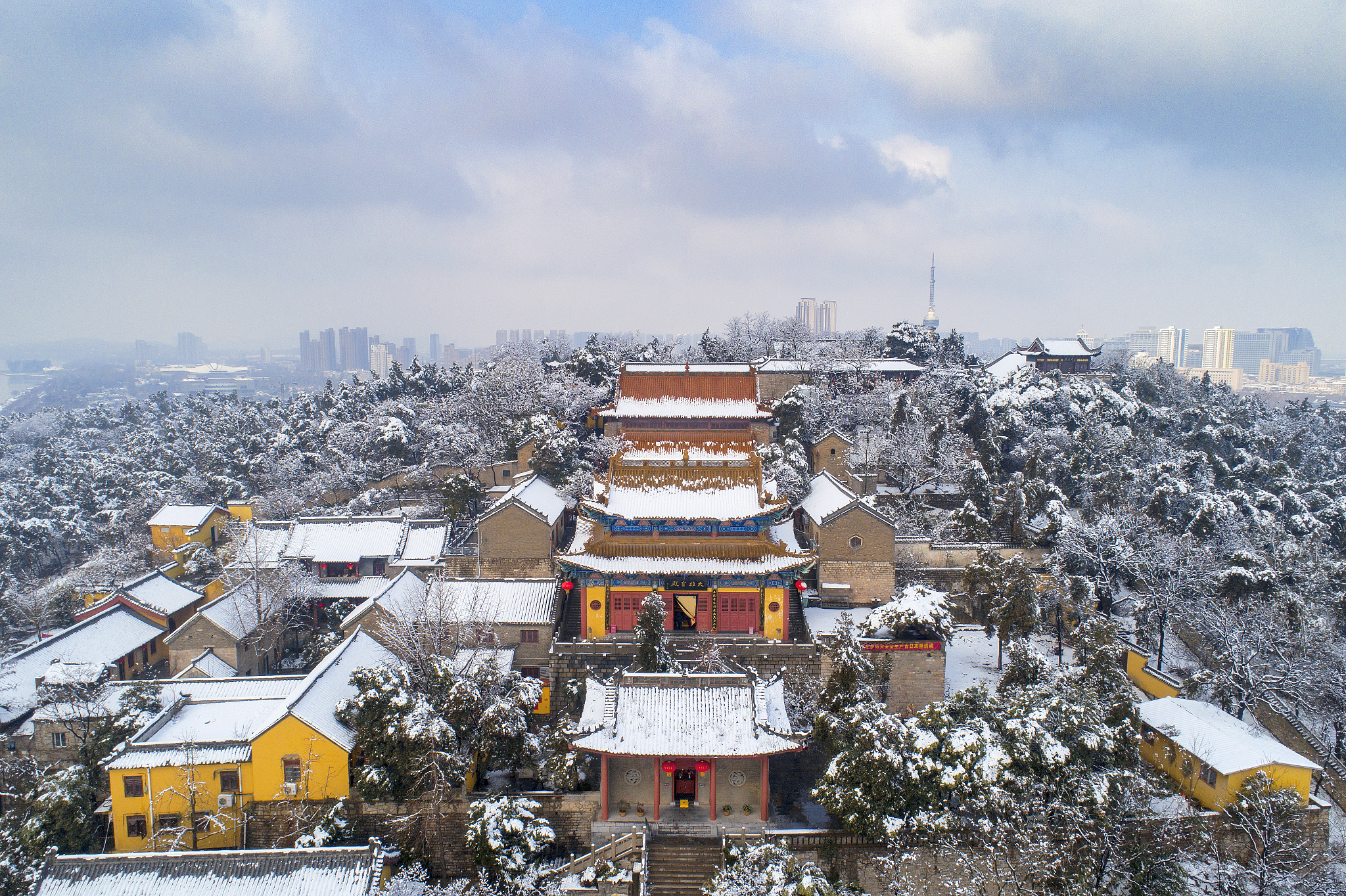 徐州市民热线是多少？《徐州日报》为您服务！