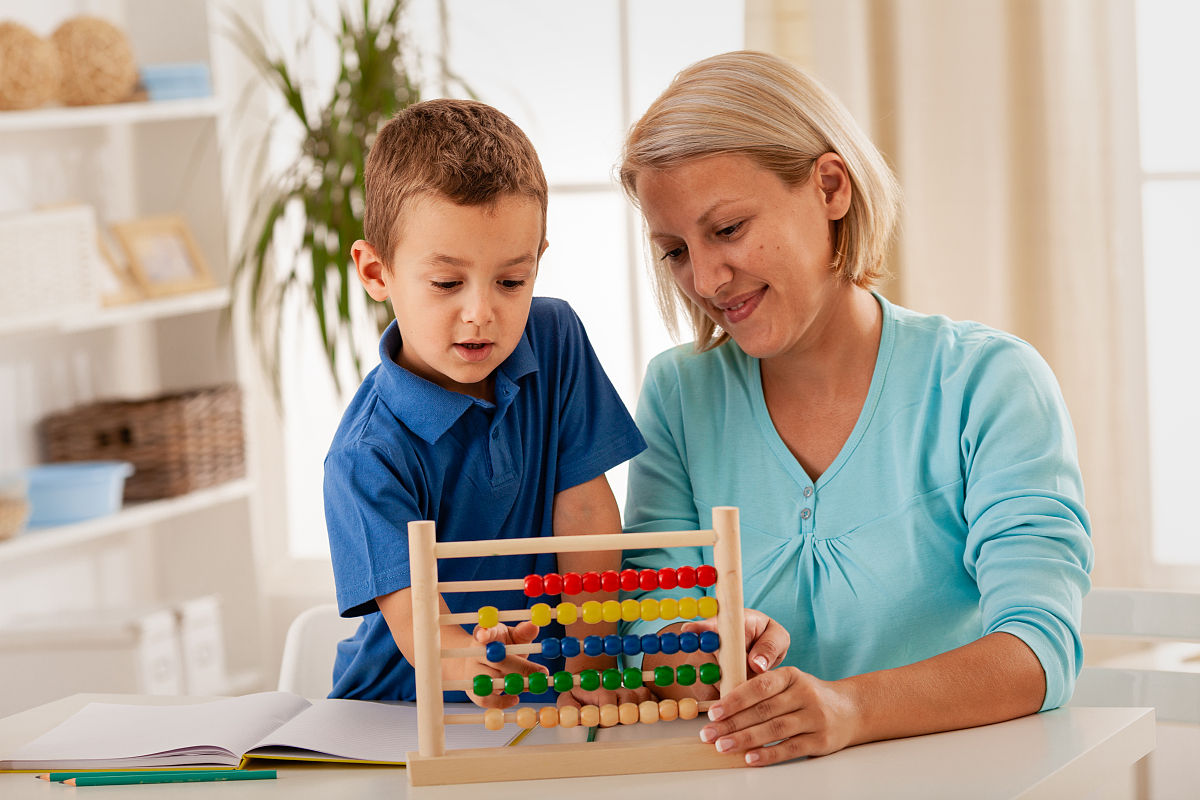 高中数学助教实习报告：助力学生学习，促进教学提升