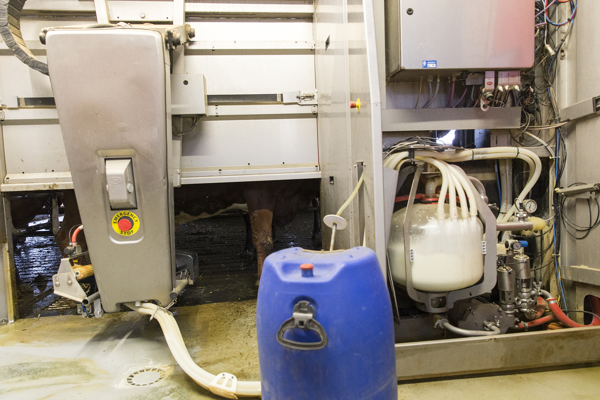 动车组厕所设备：集便器工作原理及功能介绍