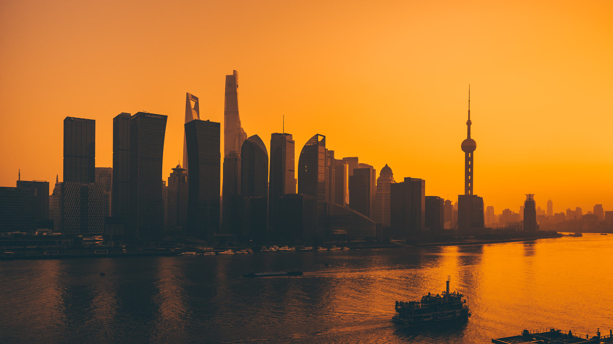 上海陆家嘴雾霾天全景日落