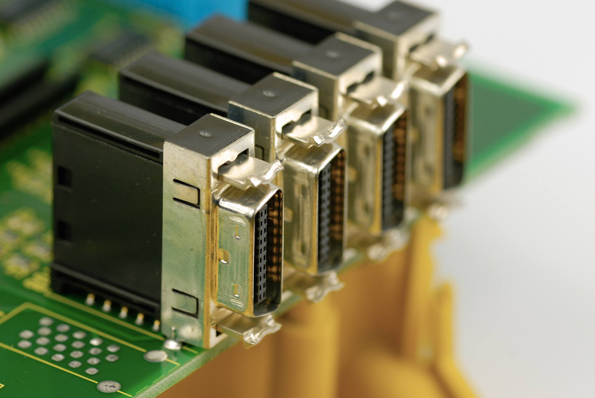 Verilog RS232 接收器完整代码示例