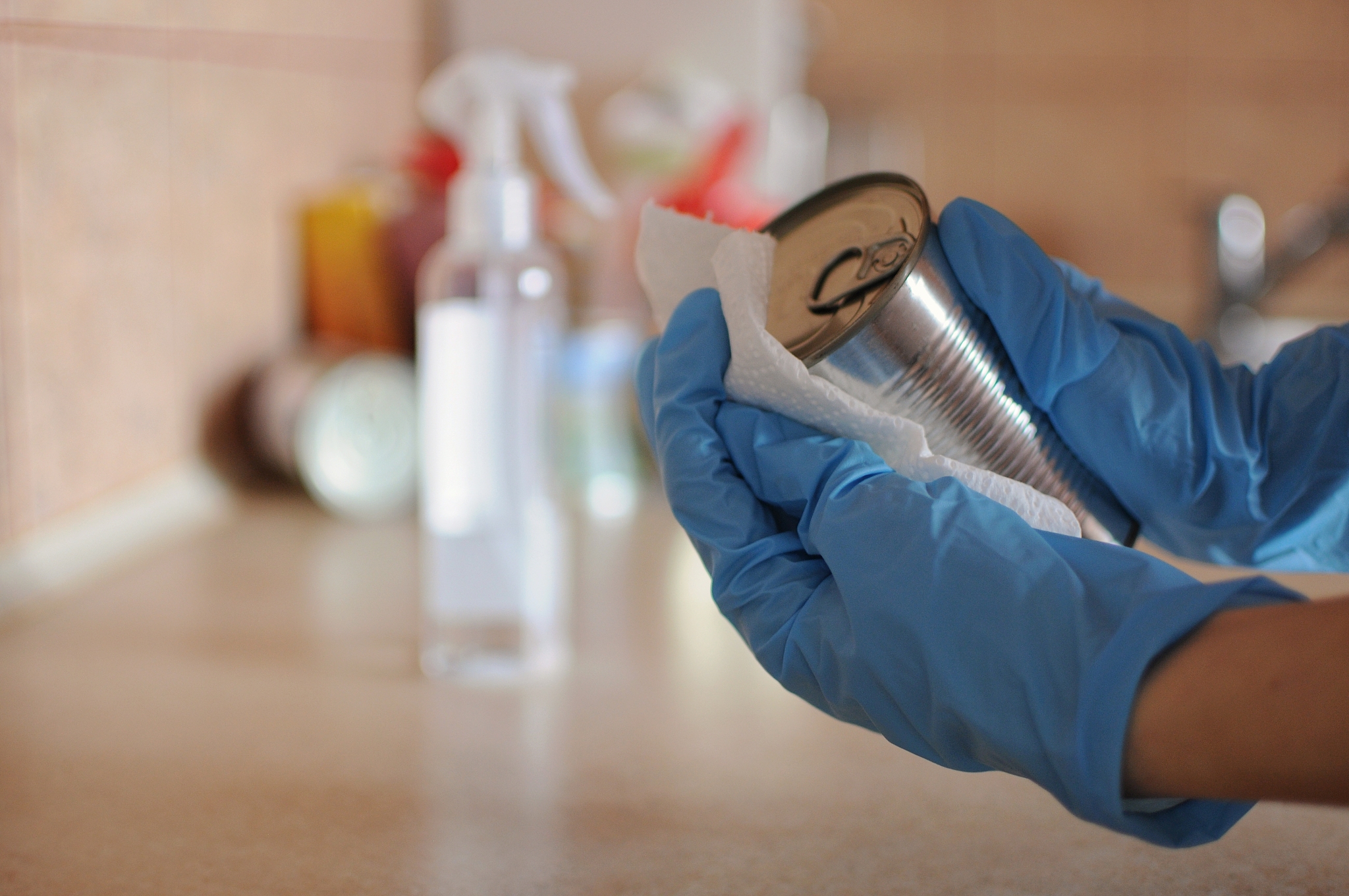 disinfecting can after receiving products at home. food home del