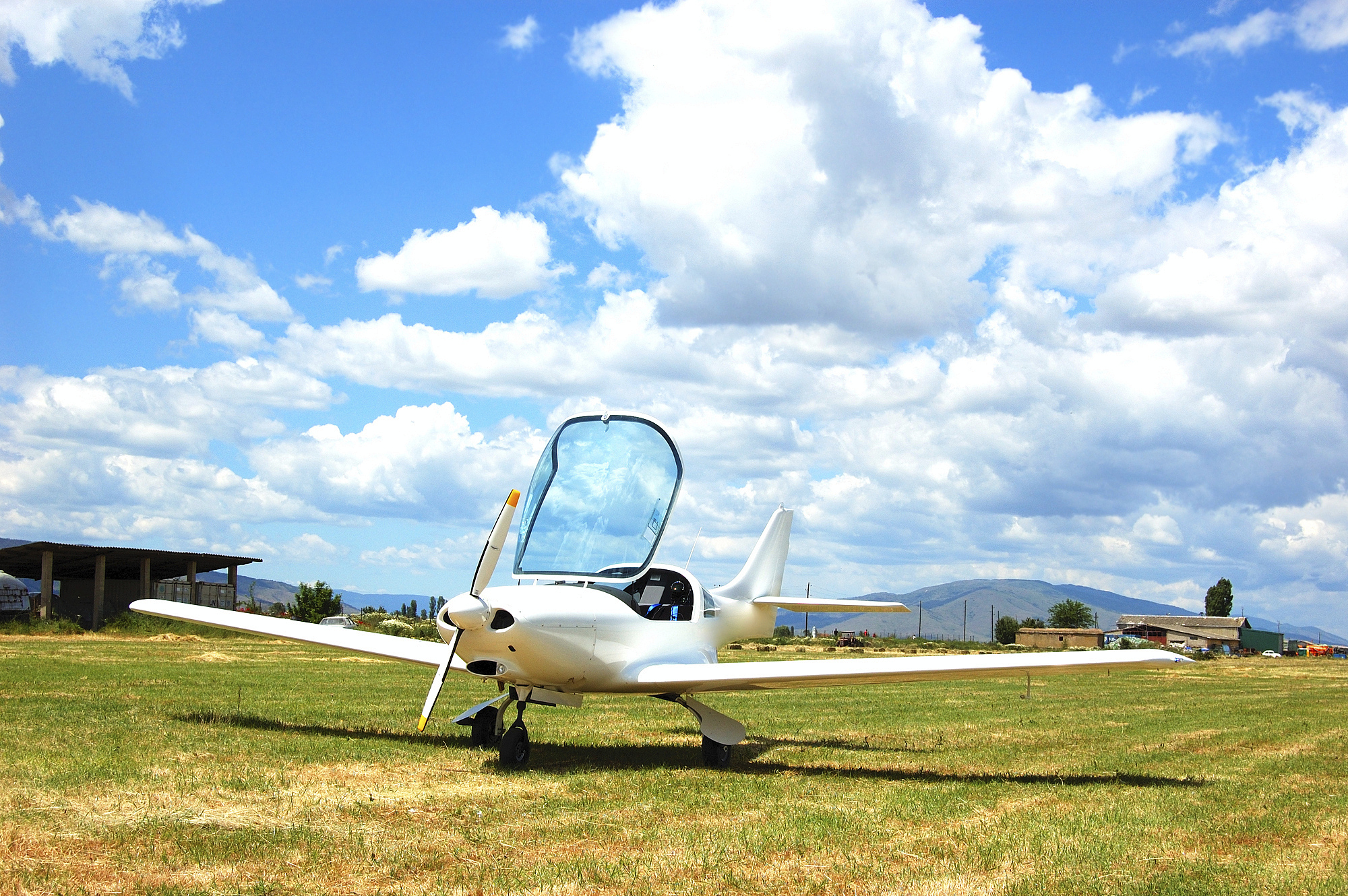 昆明航空学校报名材料昆明有哪些航空学校