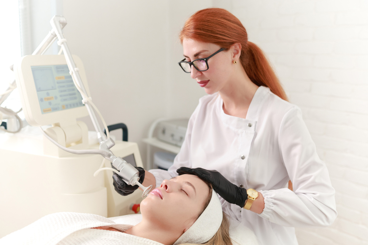 医学美容技术专业介绍用发散性