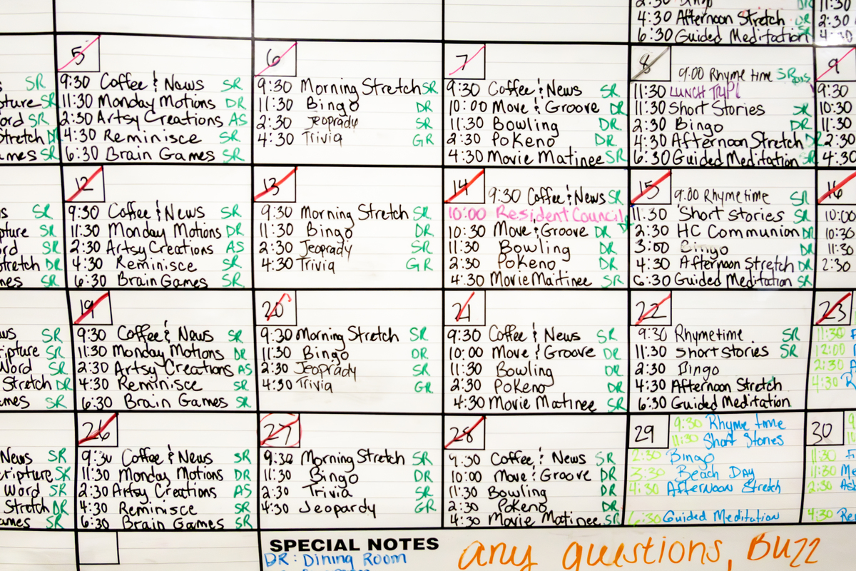 我需要周计划请用表格来计划展示