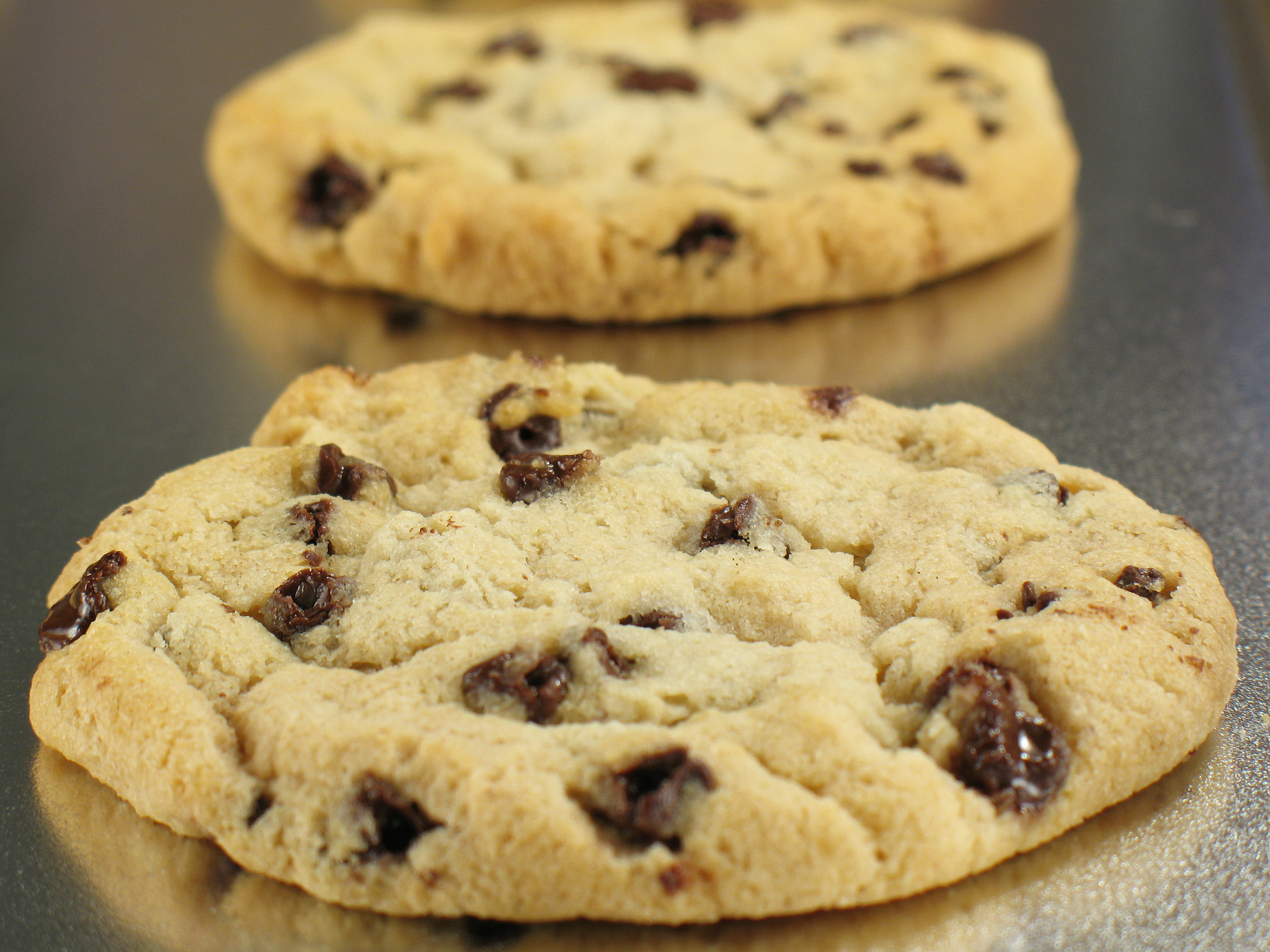 soft & chewy chocolate chip cookies