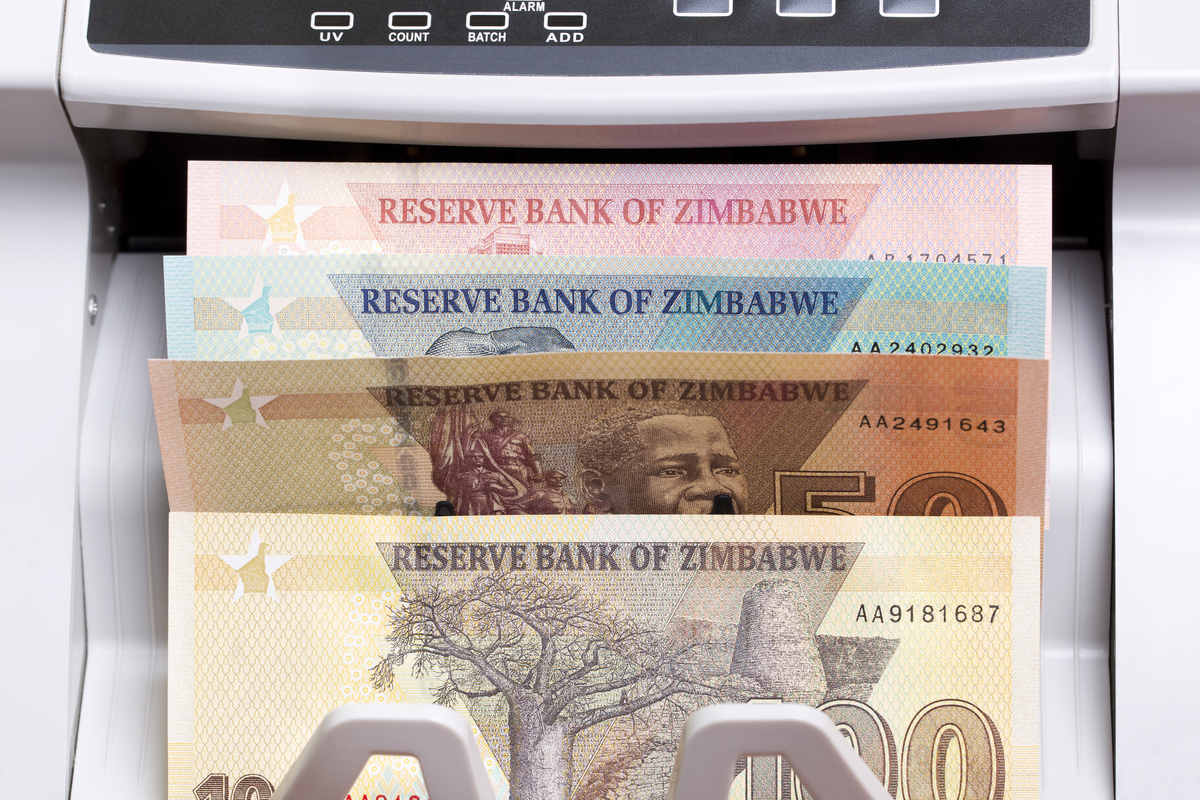 200 juta dollar artinya berapa rupiah