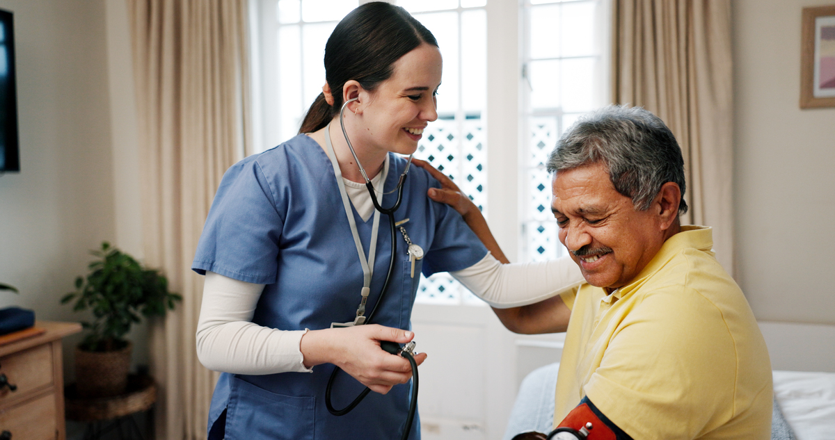 重庆涉外护理专业就业方向：医院、国外、教育和创业