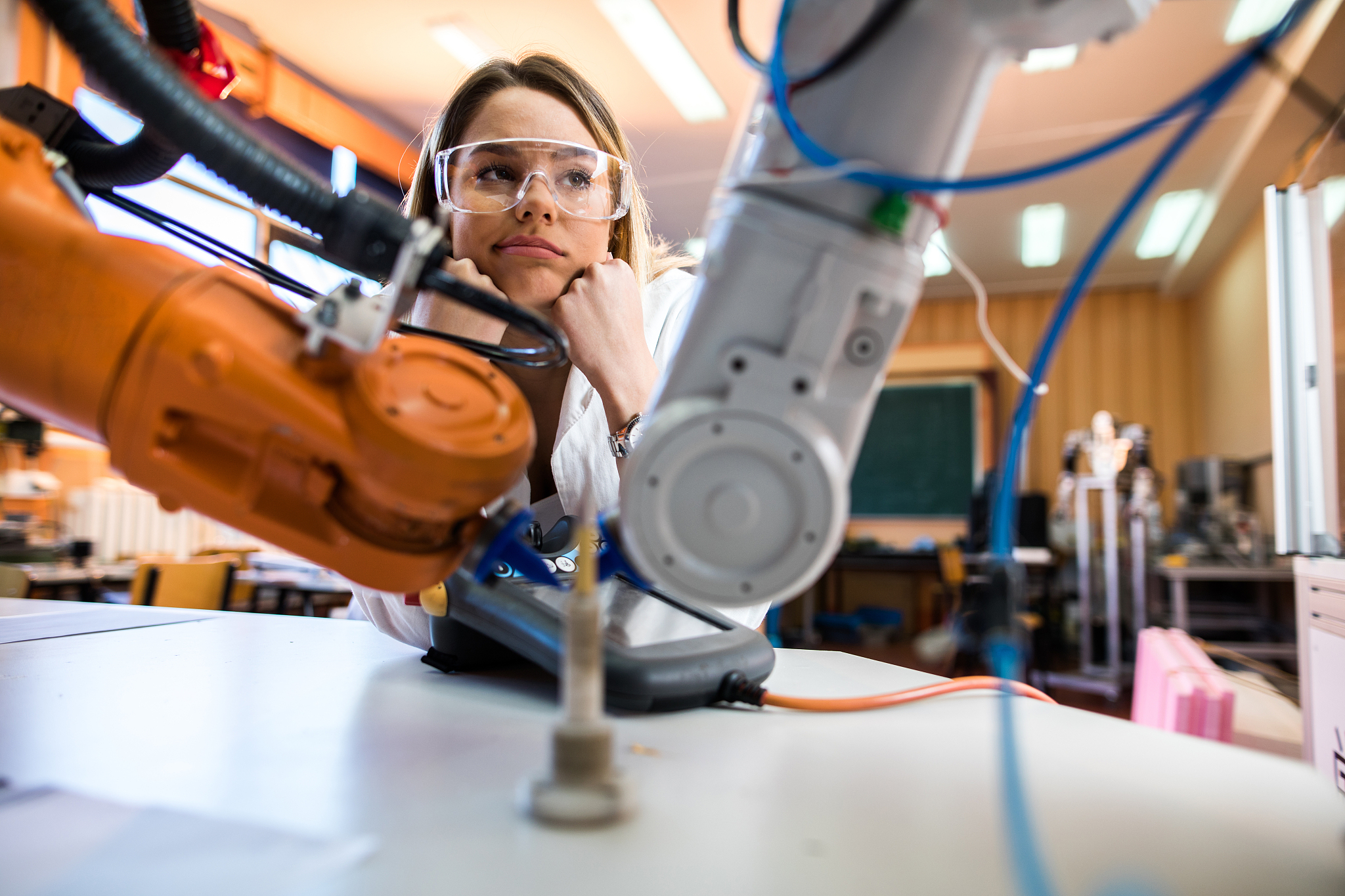 昌江区职业教育中心2023年招生专业：工商管理、电子商务等