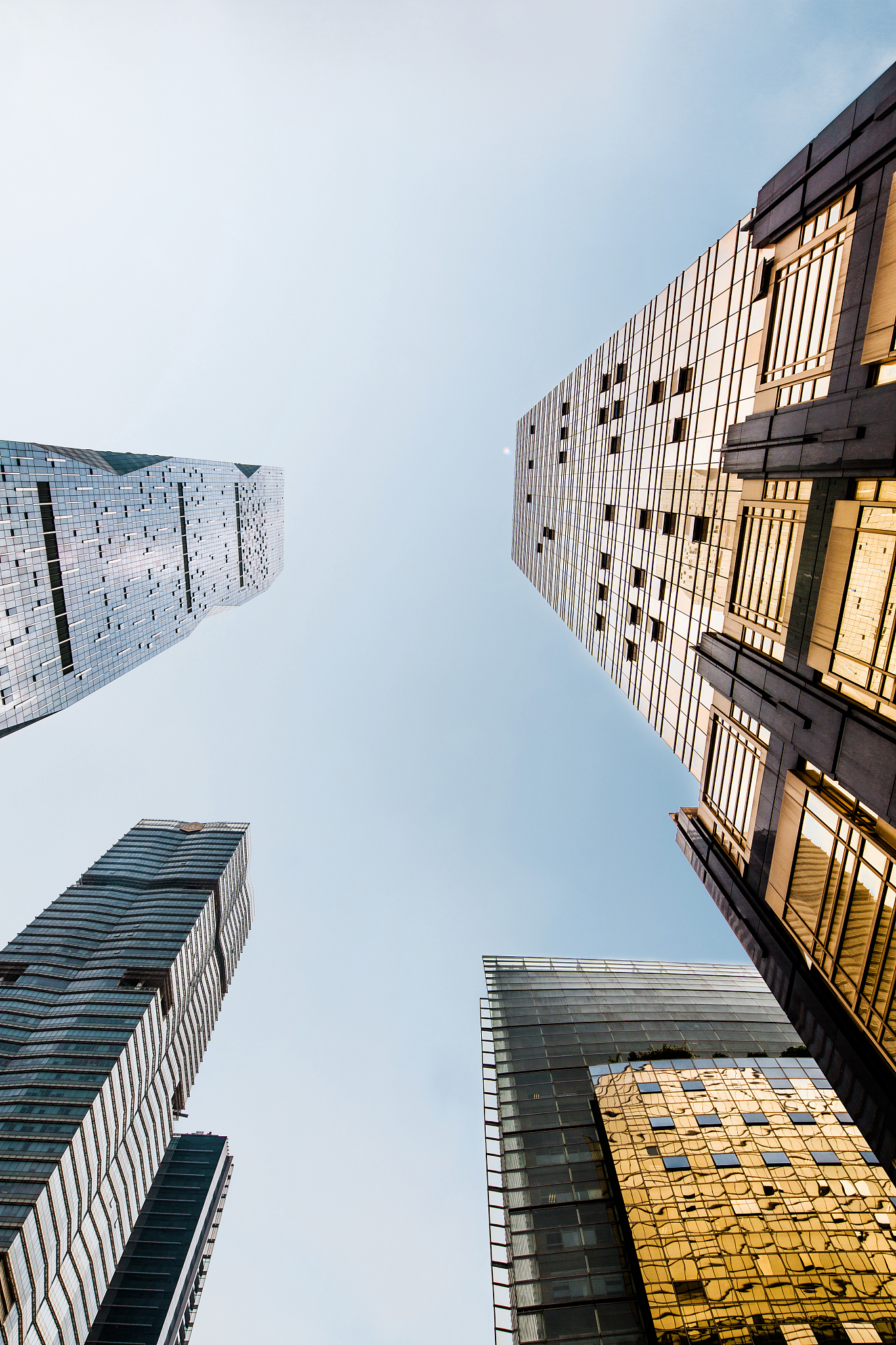 以一线城市甲级写字楼如何降本增效为研究题目模拟写一份硕士毕业论文的开题报告