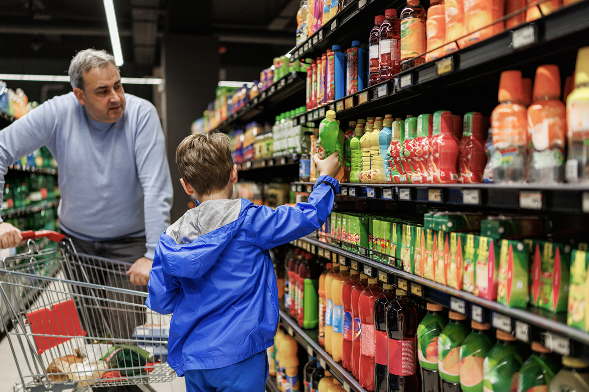 写作Write a passage about anincident youve witnessedYou may follow theideas given1 Describe what happened exactly2 Pay attention to whowhatwhen whereetctheincident happened3offer your adviceif anytopeop