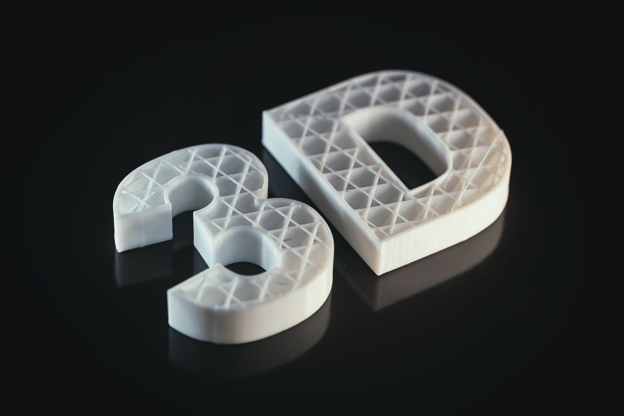 我想引用这篇文章Teng-Bo MaHao MaKun-Peng RuanXue-Tao ShiHua QiuSheng-Yuan GaoJun-Wei GuThermally Conductive Polylactic acid Composites with Superior Electromagnetic Shielding Performances via 3D Printing Tech