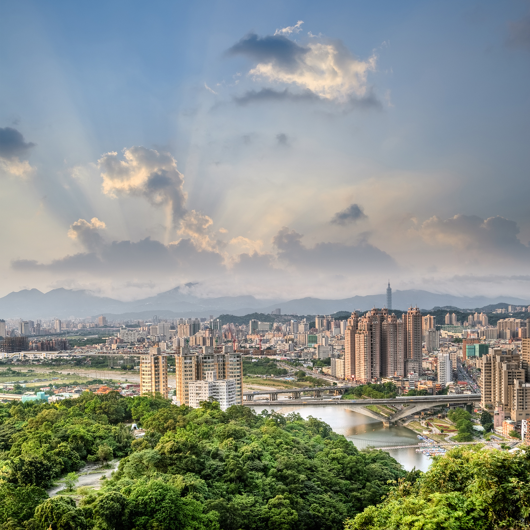 taipei city skyline