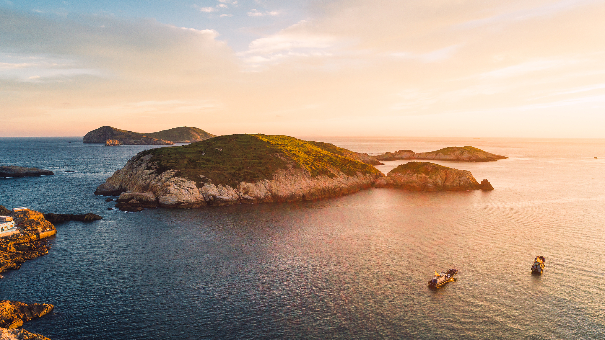白峰码头到桃花岛轮渡时刻表帮我用230字详细描述