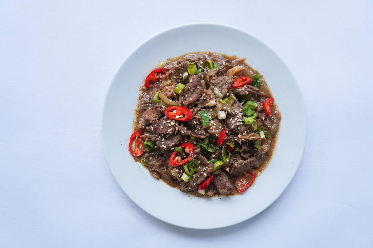 牛肉钢丝球的做法 - 传统中式菜肴，简单易学