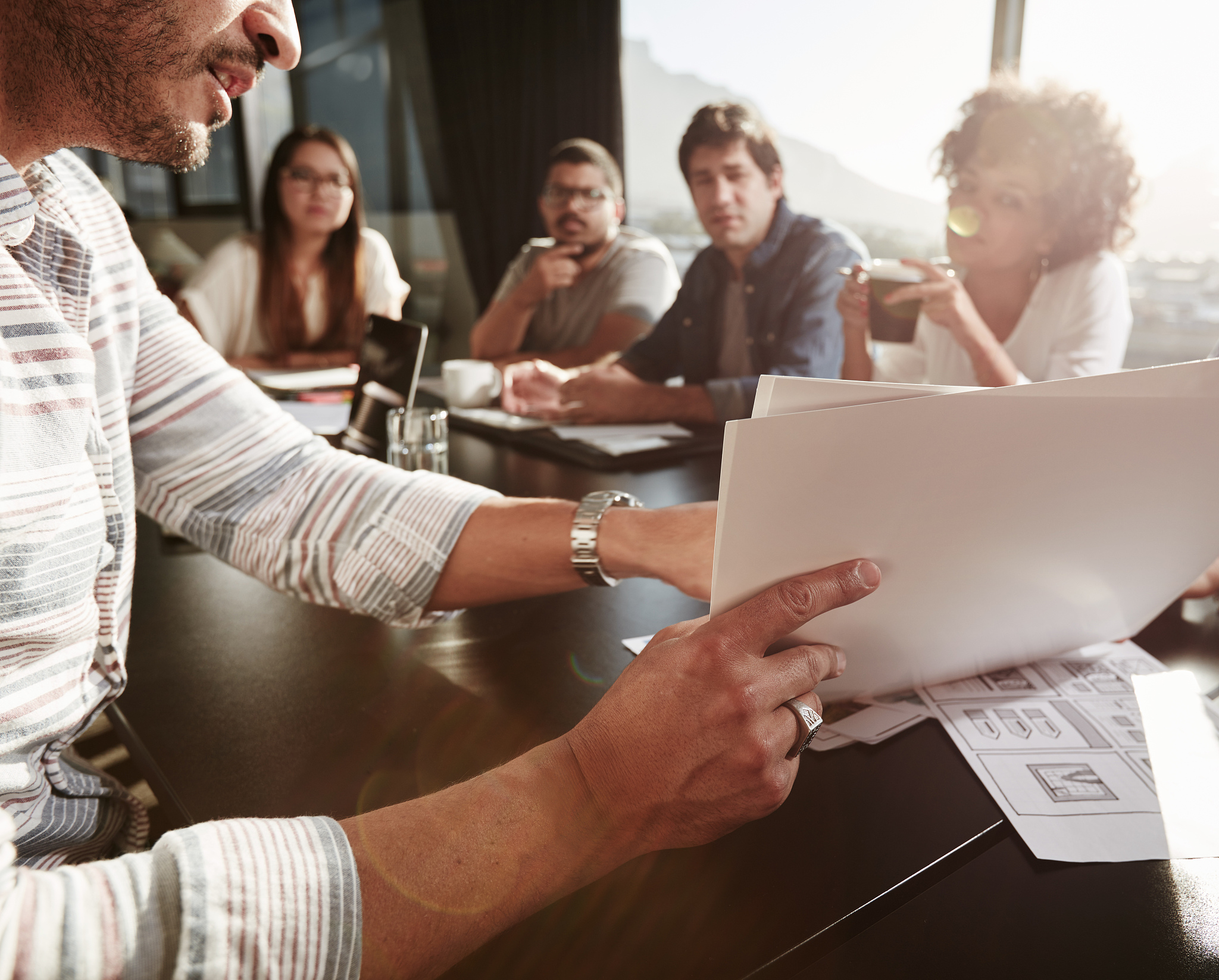 请你写一篇调查报告谈谈高校大学生思想政治工作报告1500字左右