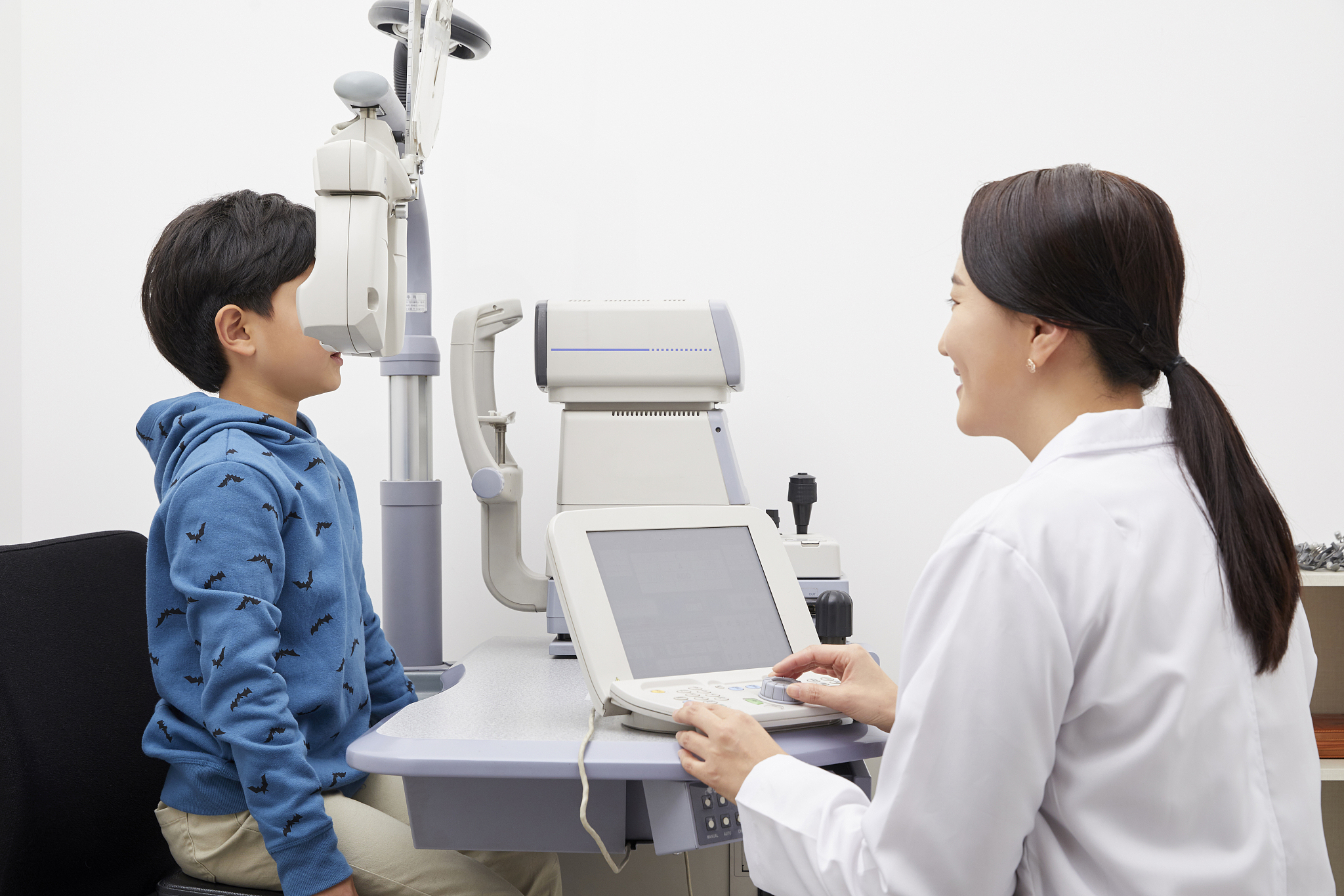 child,ophthalmology,optical store