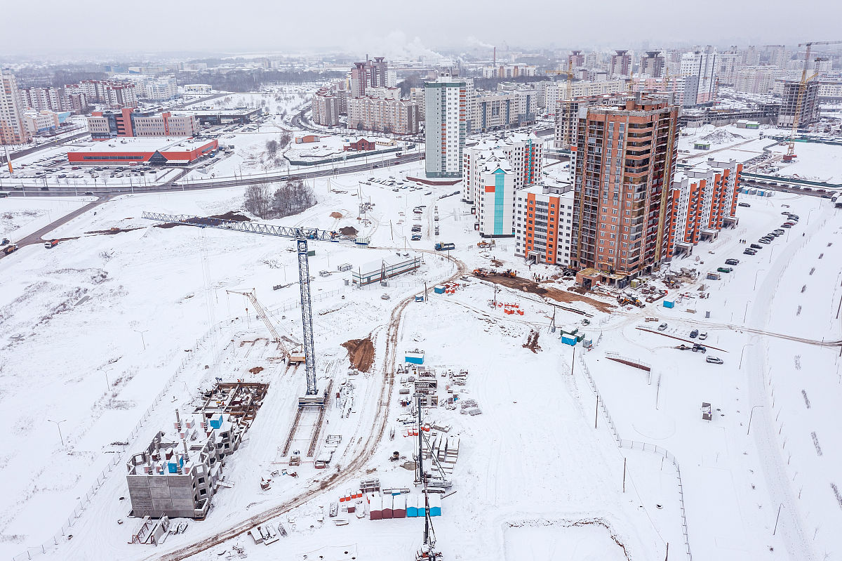 你是一位名师现在需要提报一体化名师工作室申报书其中包括人才培养成效项目名称项目地点绩效目标建设内容组织实施建设周期资金保障和项目验收等内容