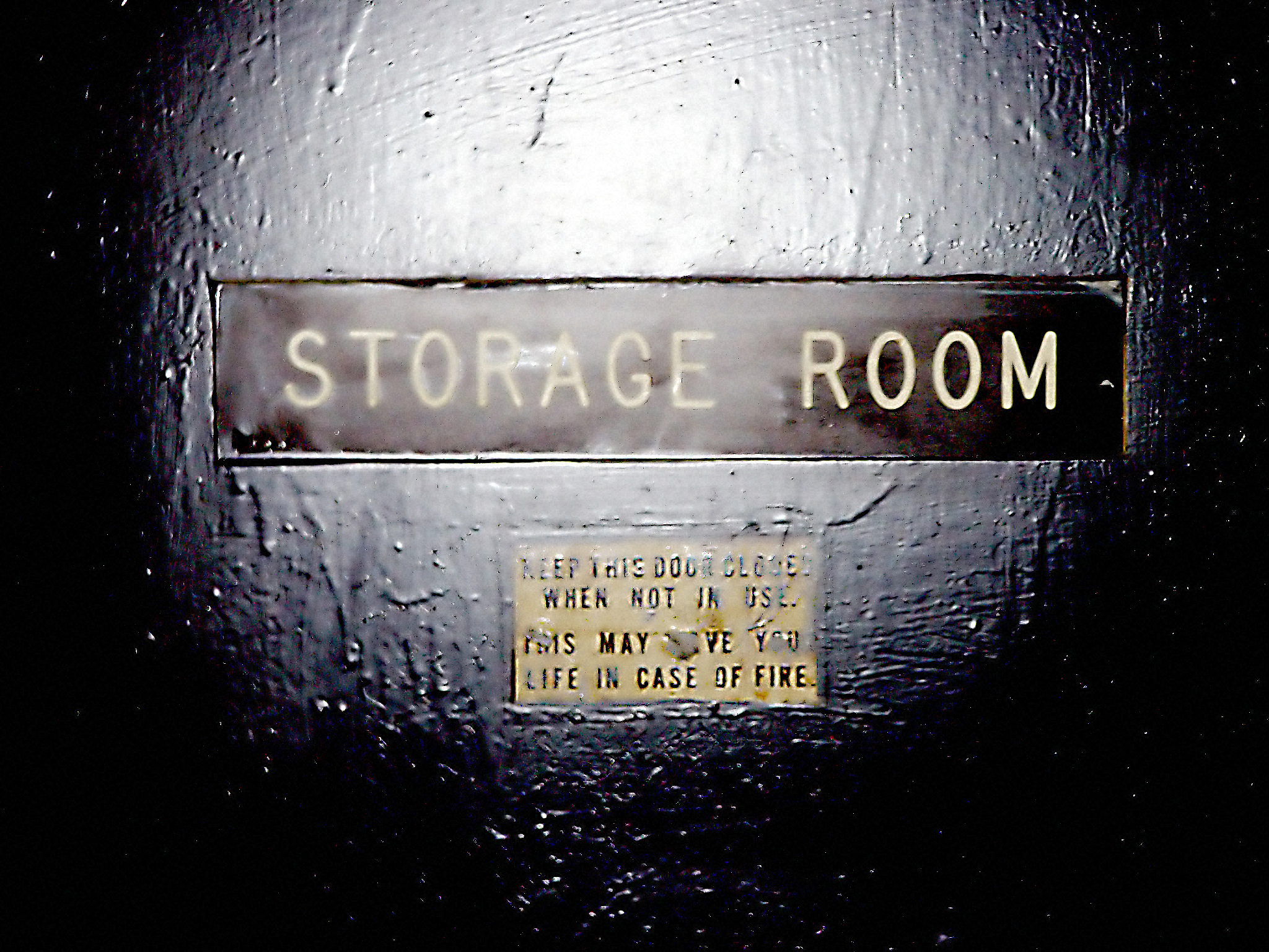 Prisoner Escape: Analyzing Religious Distribution and Escape Scenarios