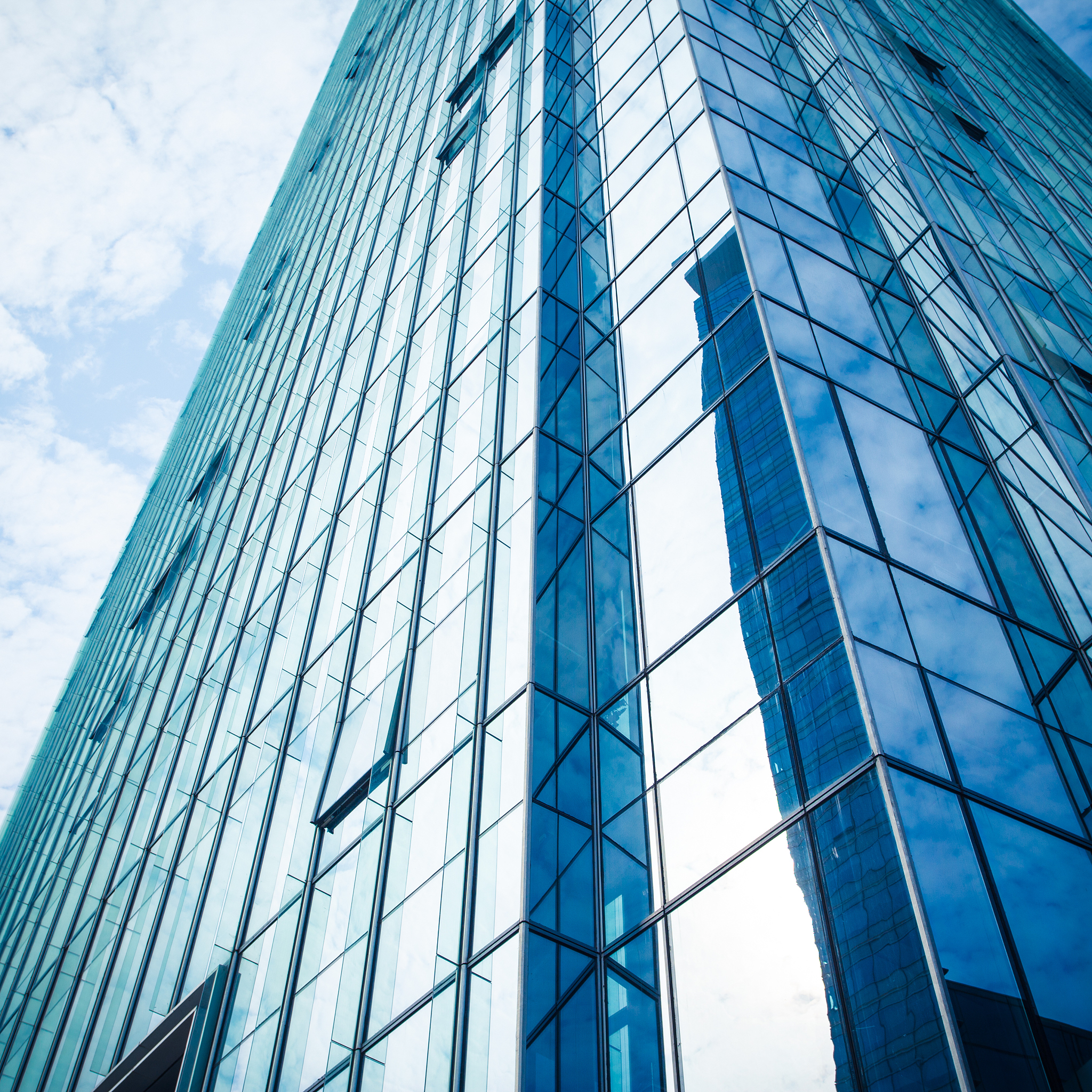 重庆建筑技工学校2021年招生专业：建筑工程技术、装饰、模板等