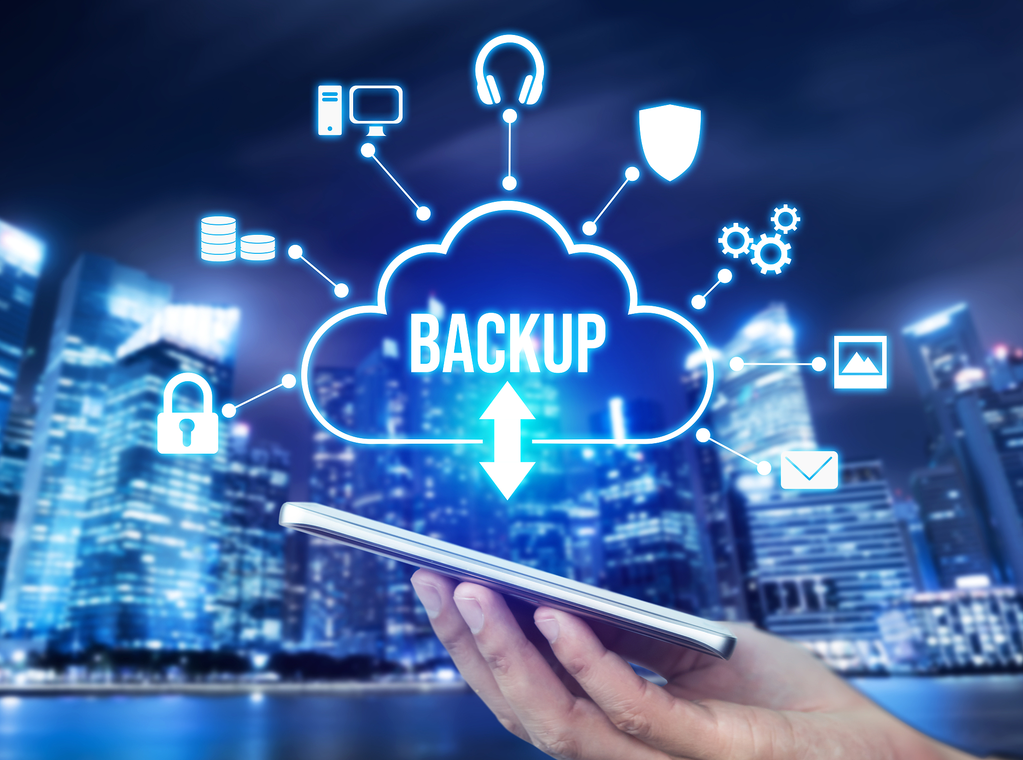 帮我写一份福建金融云市场洞察 要有详细数据