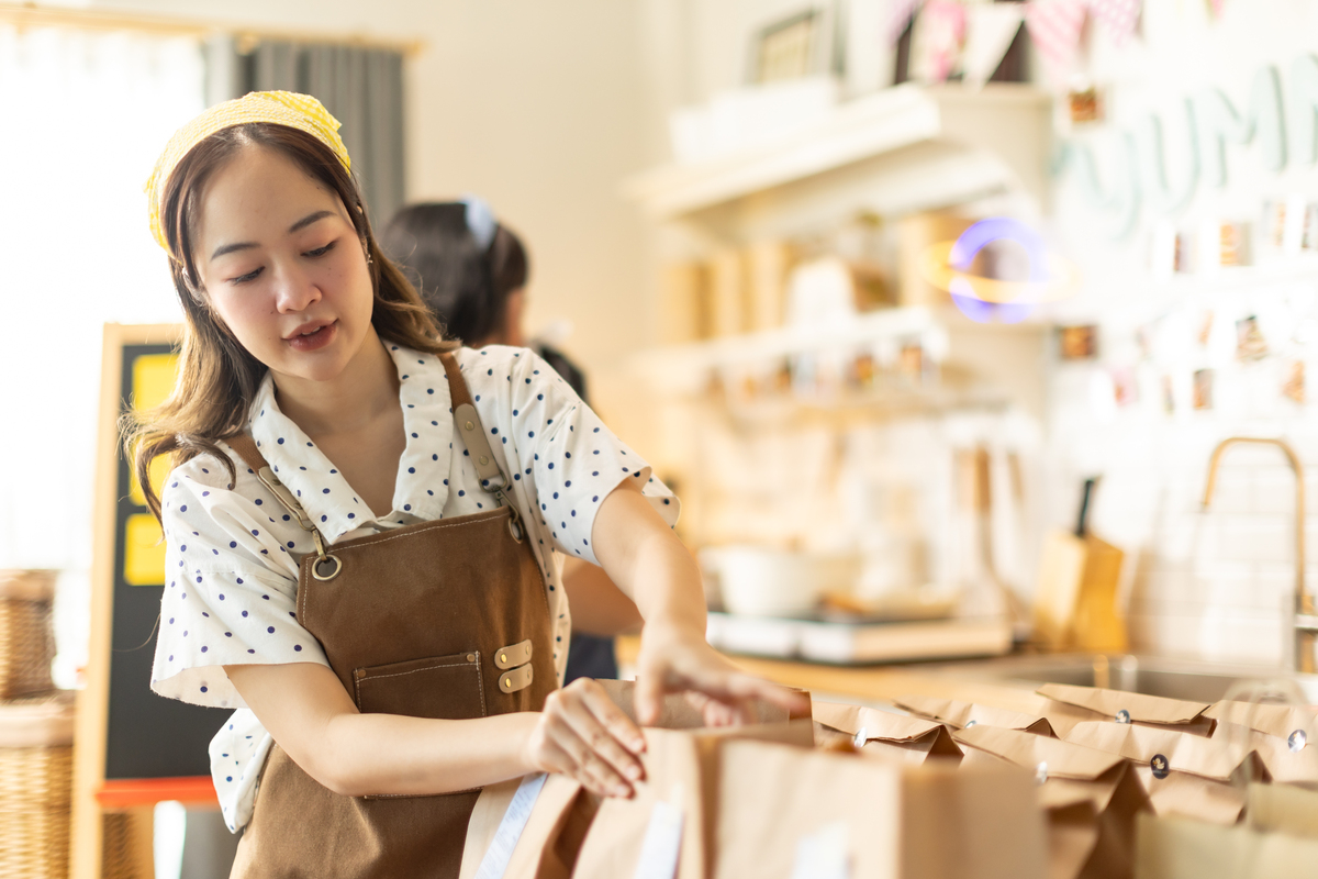 2023年女生学什么手艺工资高？热门高薪专业推荐