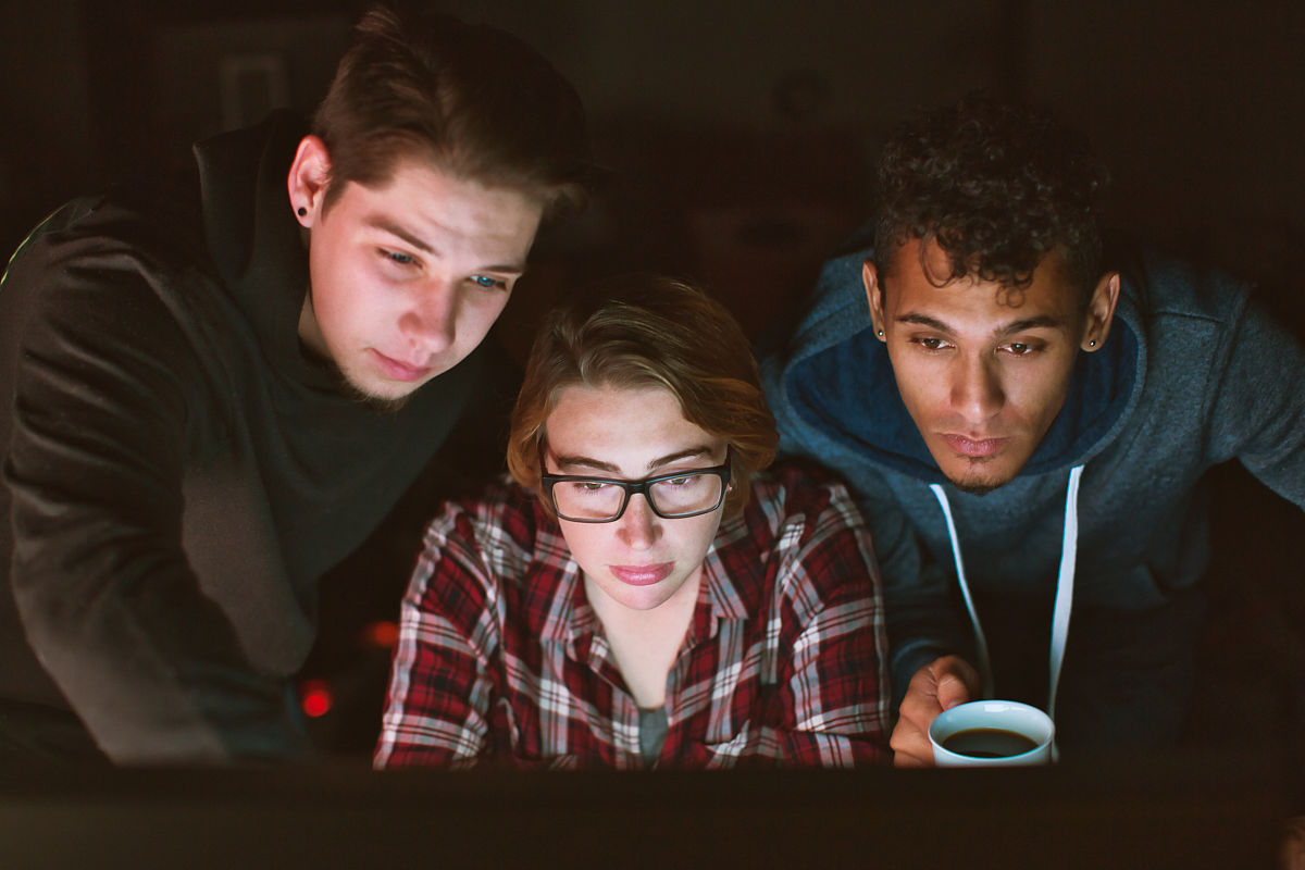 写一篇关于Wilbur和Quackity之间悲剧爱情的故事