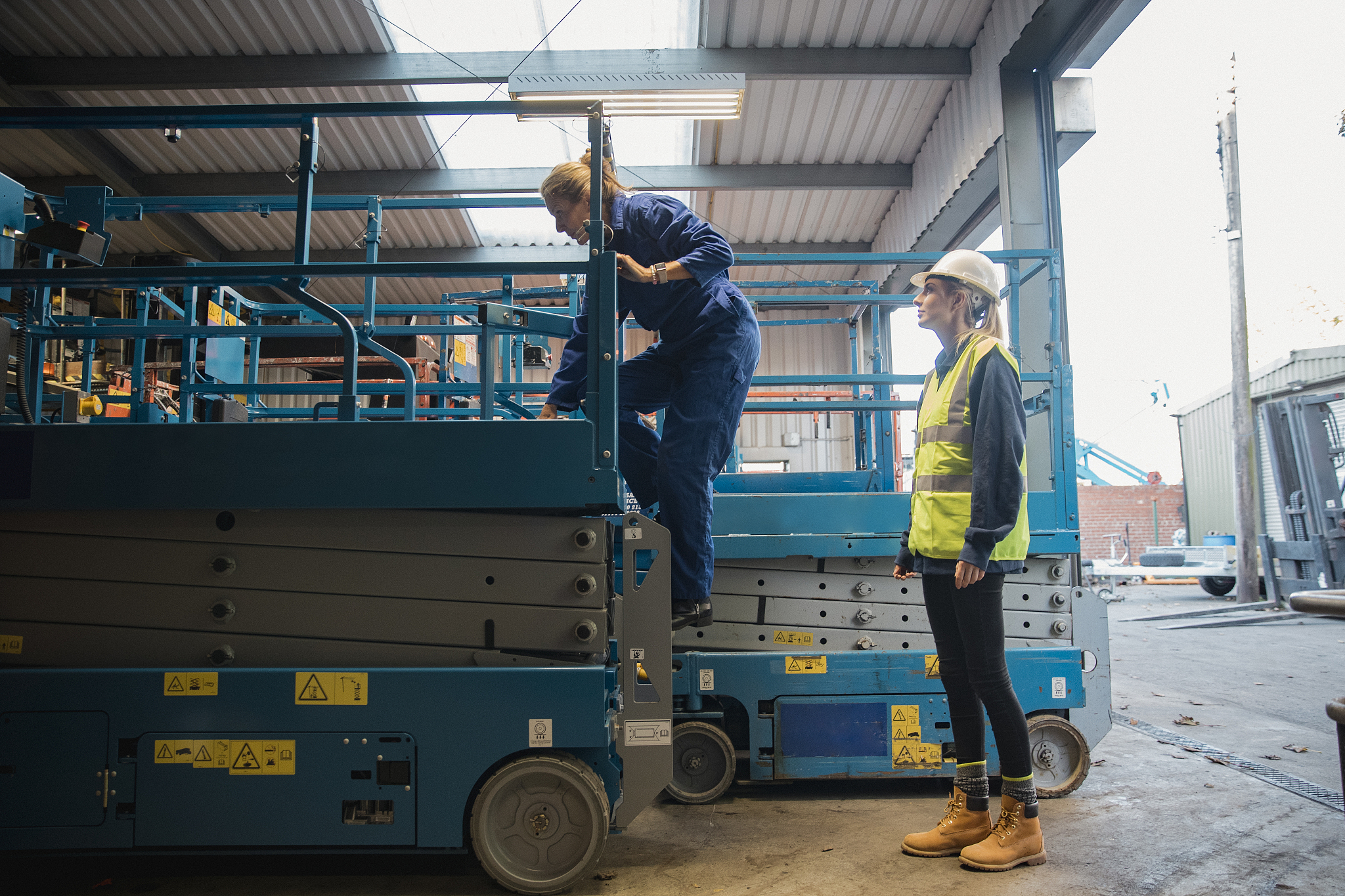 2021年武汉东西湖职业技术学校招生专业介绍 - 机械、电子、计算机等多个领域