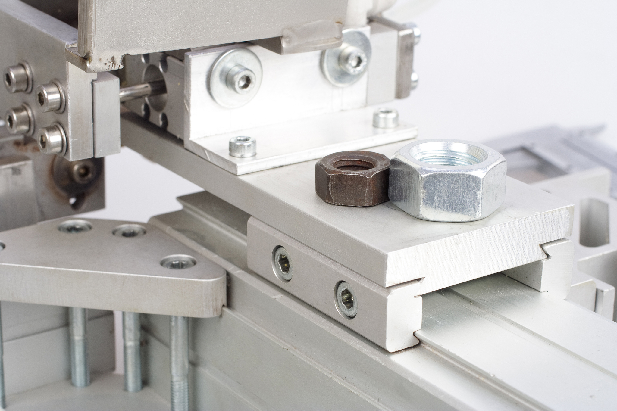 铝材薄板 加工时怎样固定