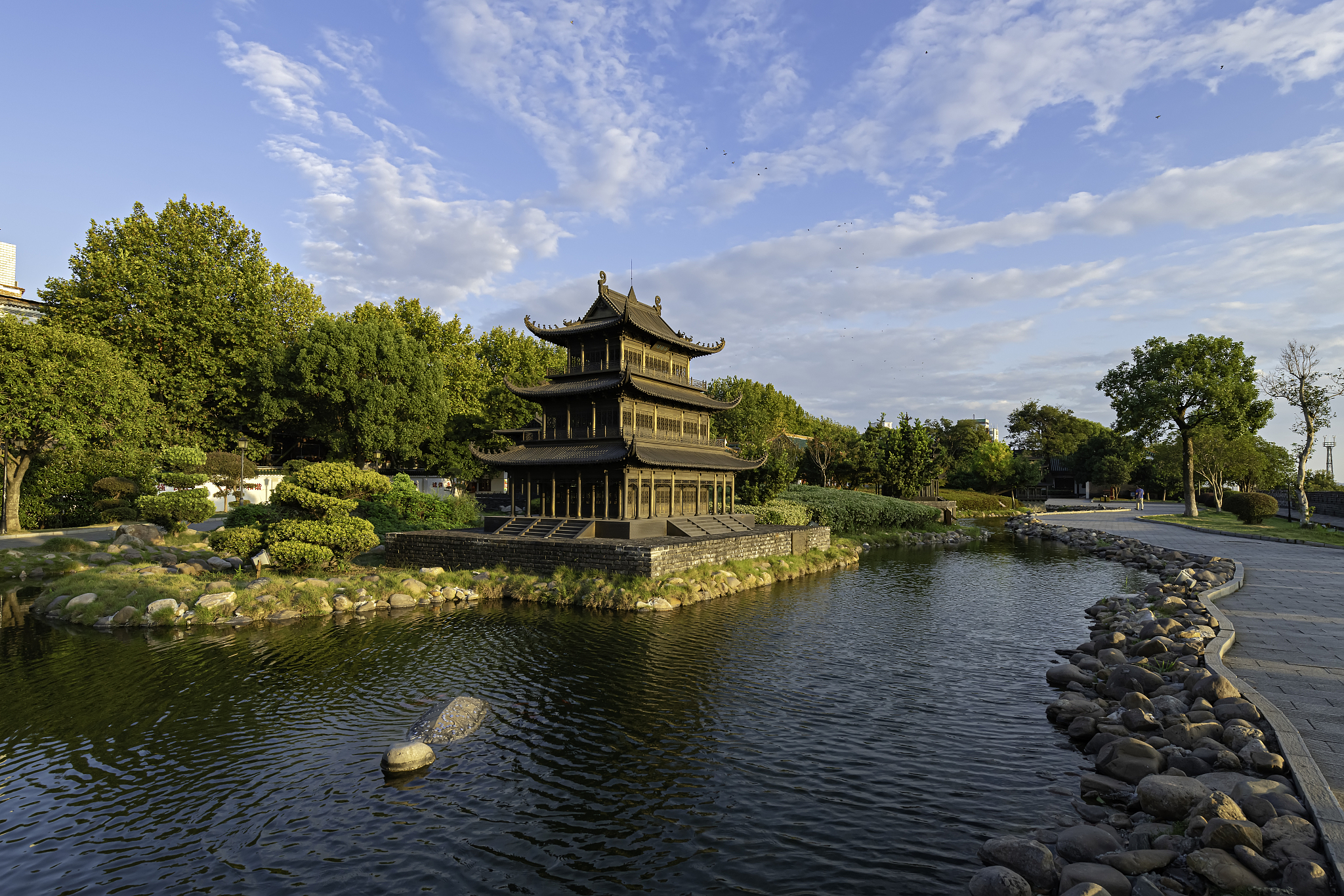 请再写一首赞美衡阳的诗