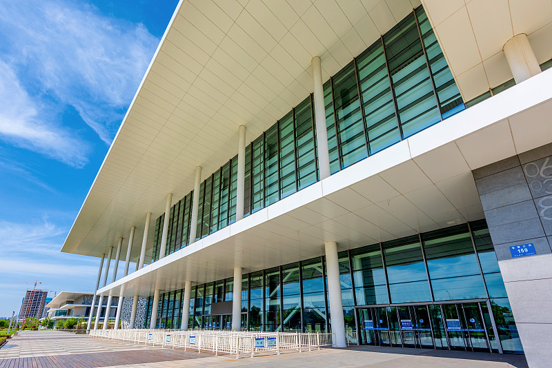 江苏2023年中专男孩子学什么专业好-怎么样