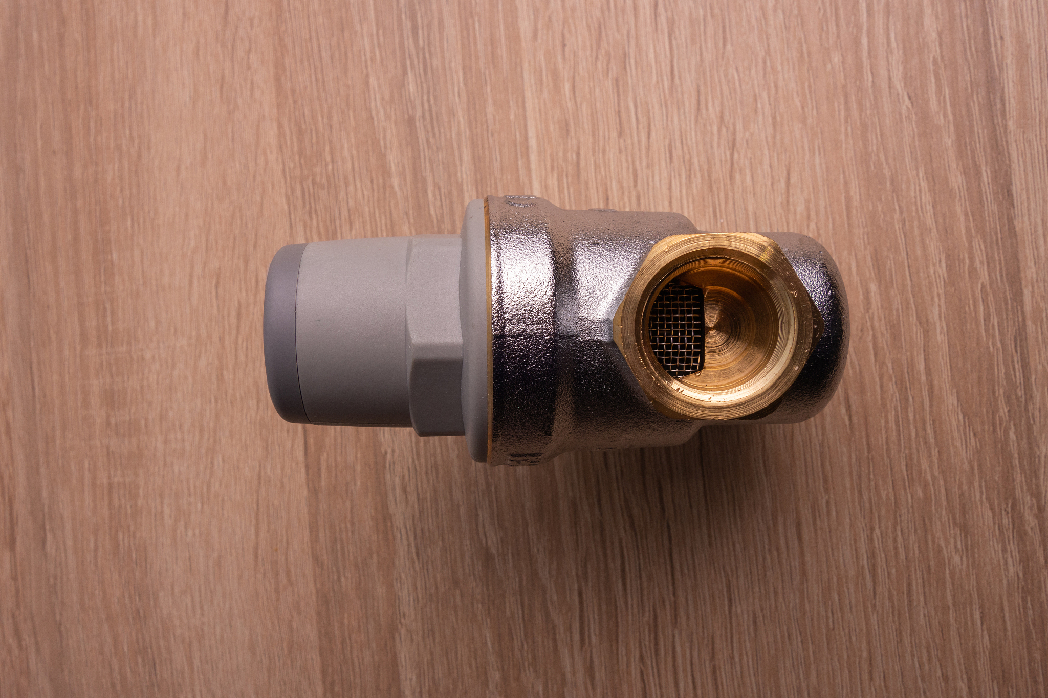 white coated bronze pressure relief valve for domestic water sup
