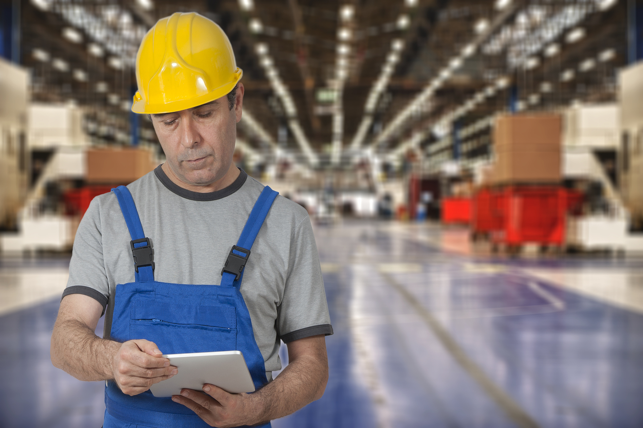 液压升降台设计: 原理、关键部件及应用