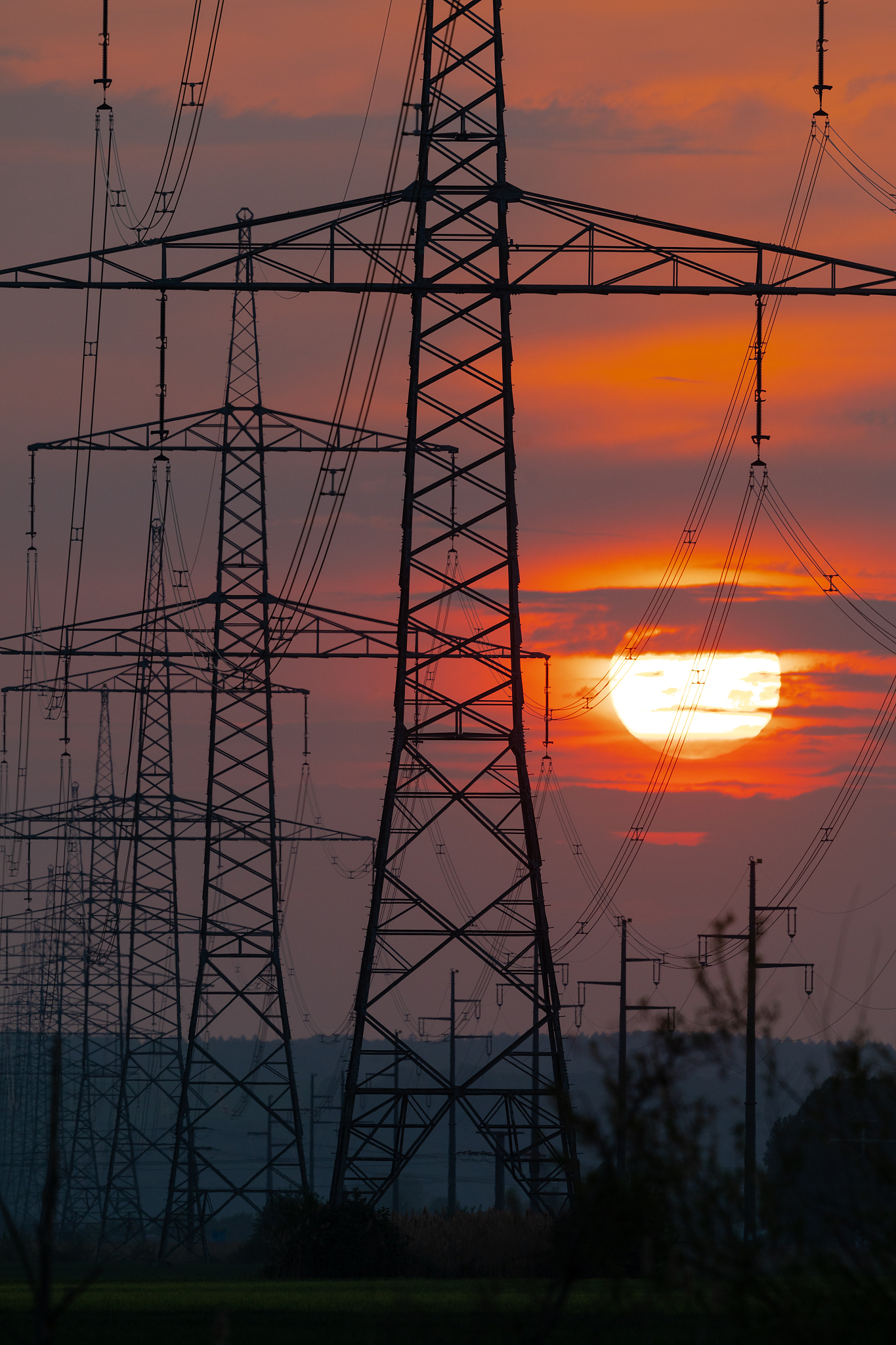 襄阳职业技术学院专业介绍：涵盖机械、电子、化工等领域