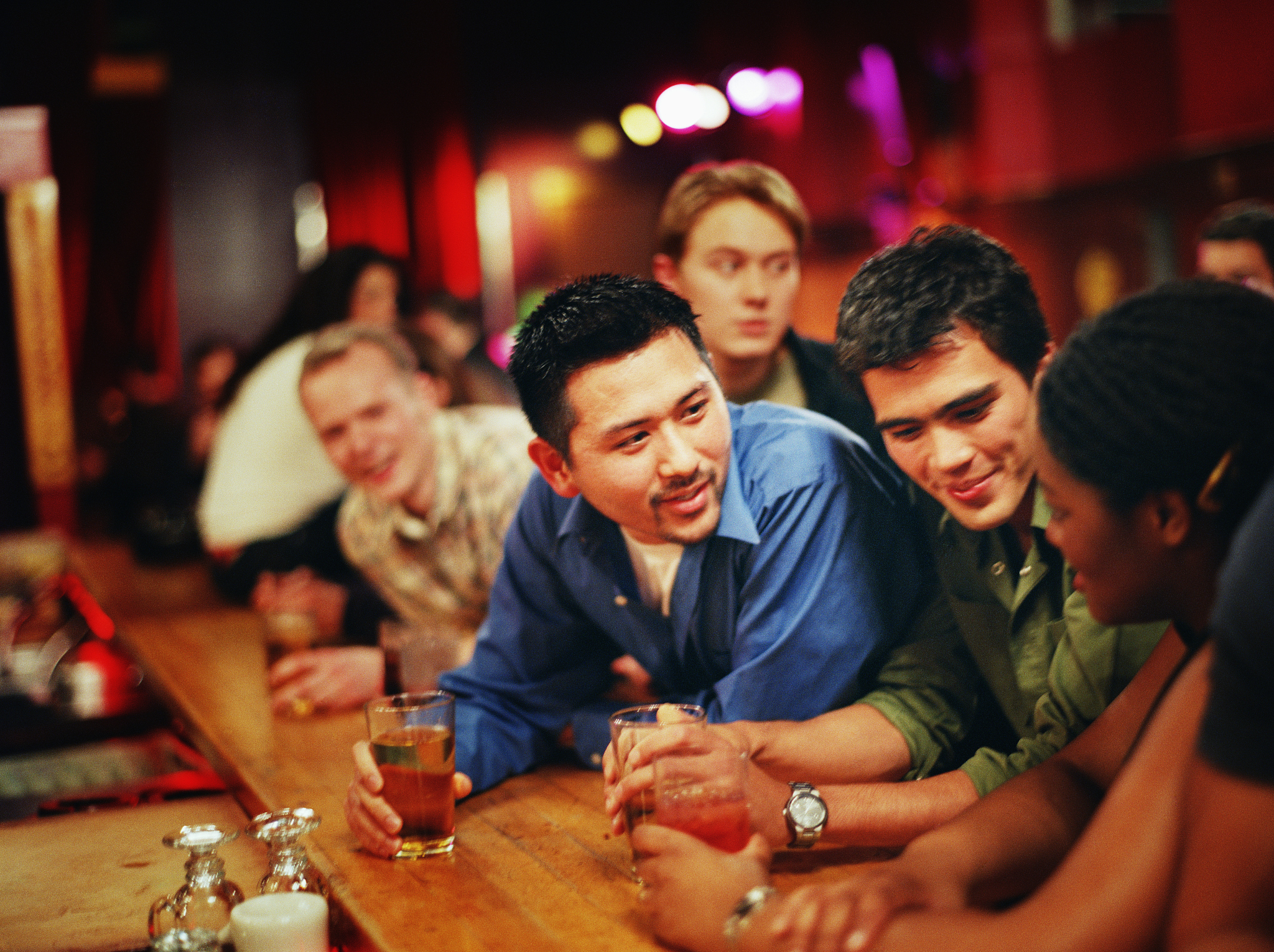 不同的年龄阶段对待感情的认知