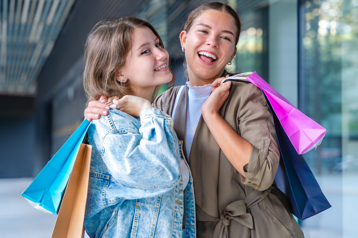 中老年妇女购物偏好：服饰、护肤、家居等热门品类