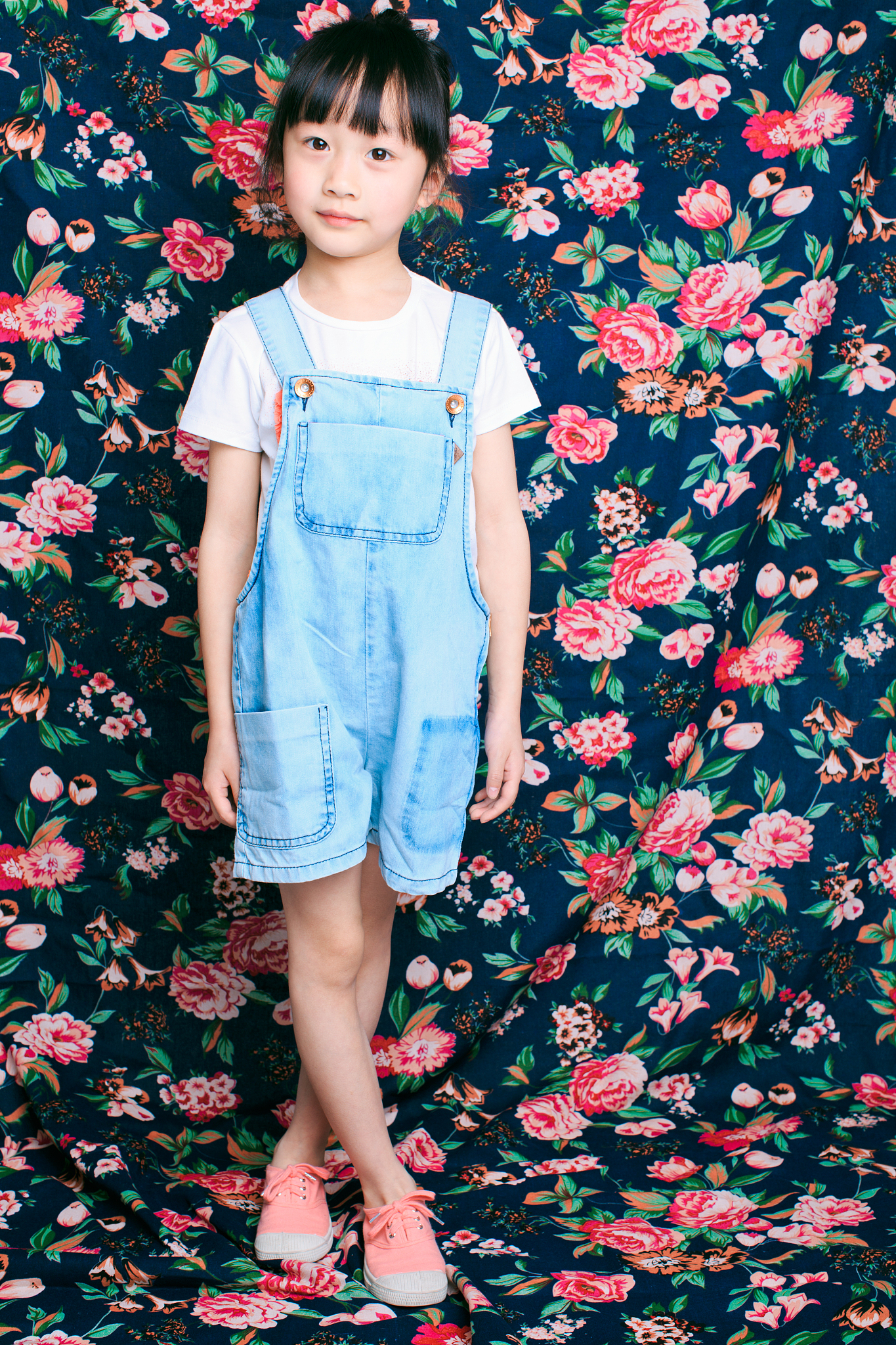 写10句话夸赞这件女童短裤