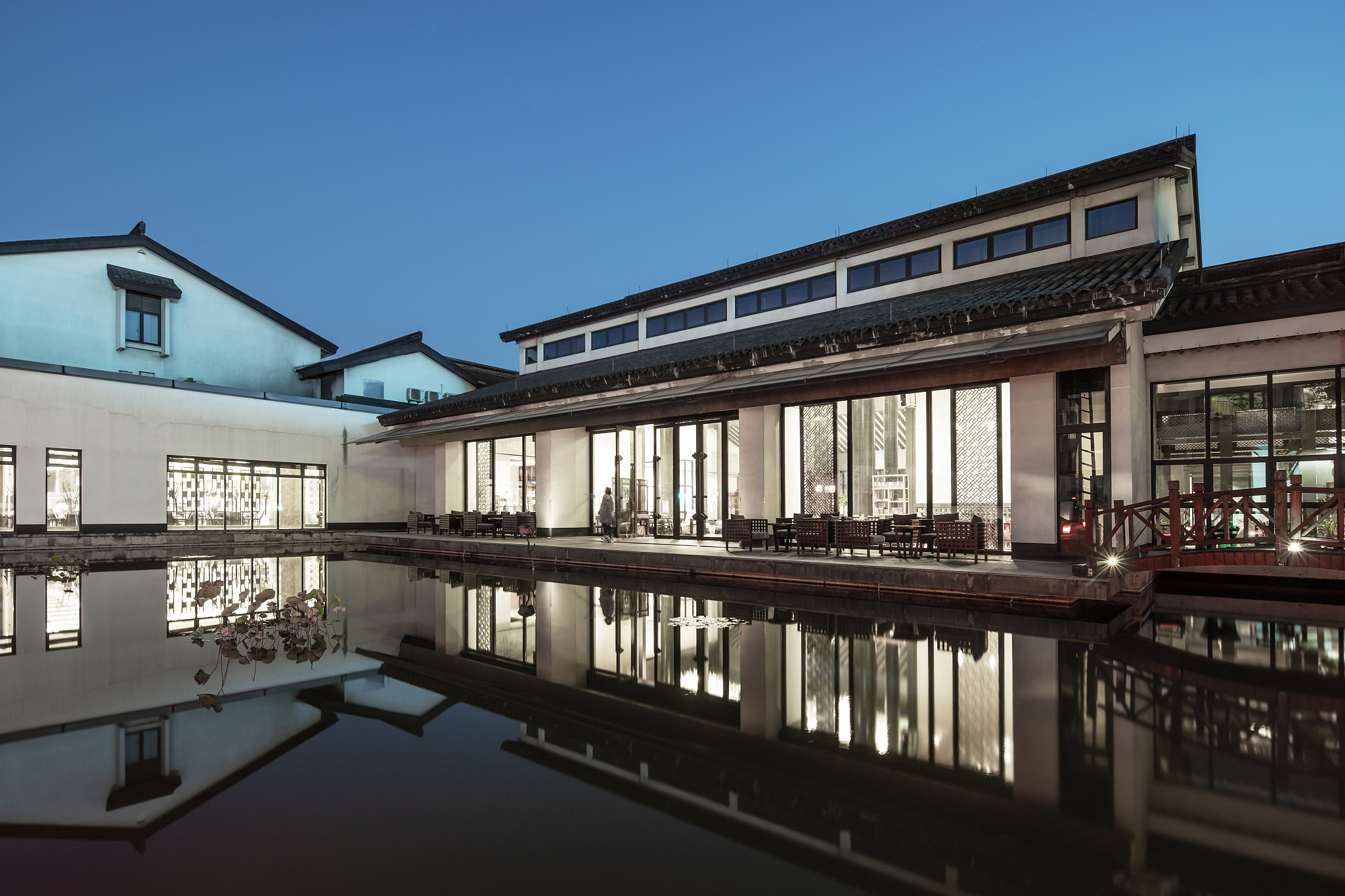 滨江谭庆南酒店的酒店地址