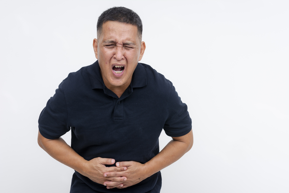 腹痛鉴别：哪些描述是错误的？