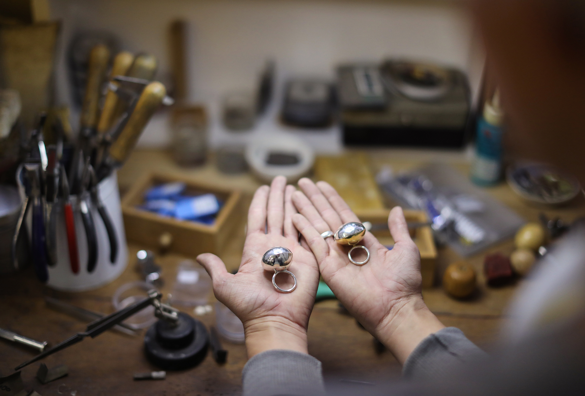 镇平县工艺美术中等职业学校珠宝镶嵌专业-培养珠宝行业高级人才