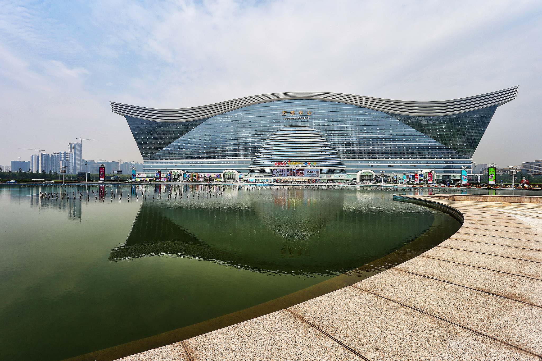 关于四川成都资质办理收费字数