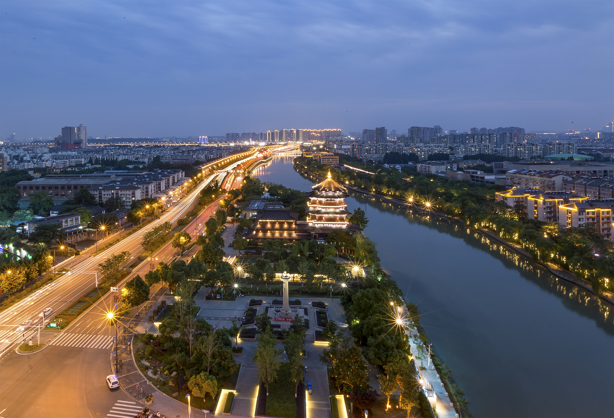 水西门广场