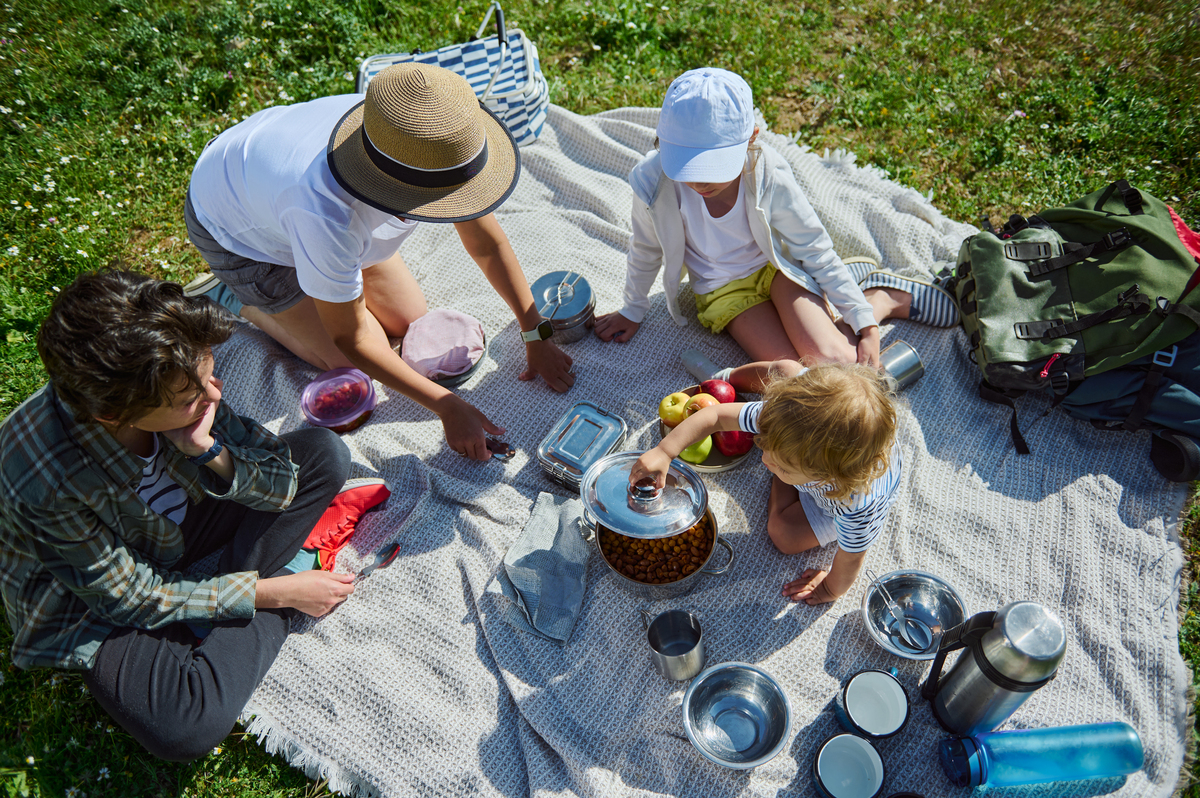 户外野餐活动 | 与家人朋友共度美好周末