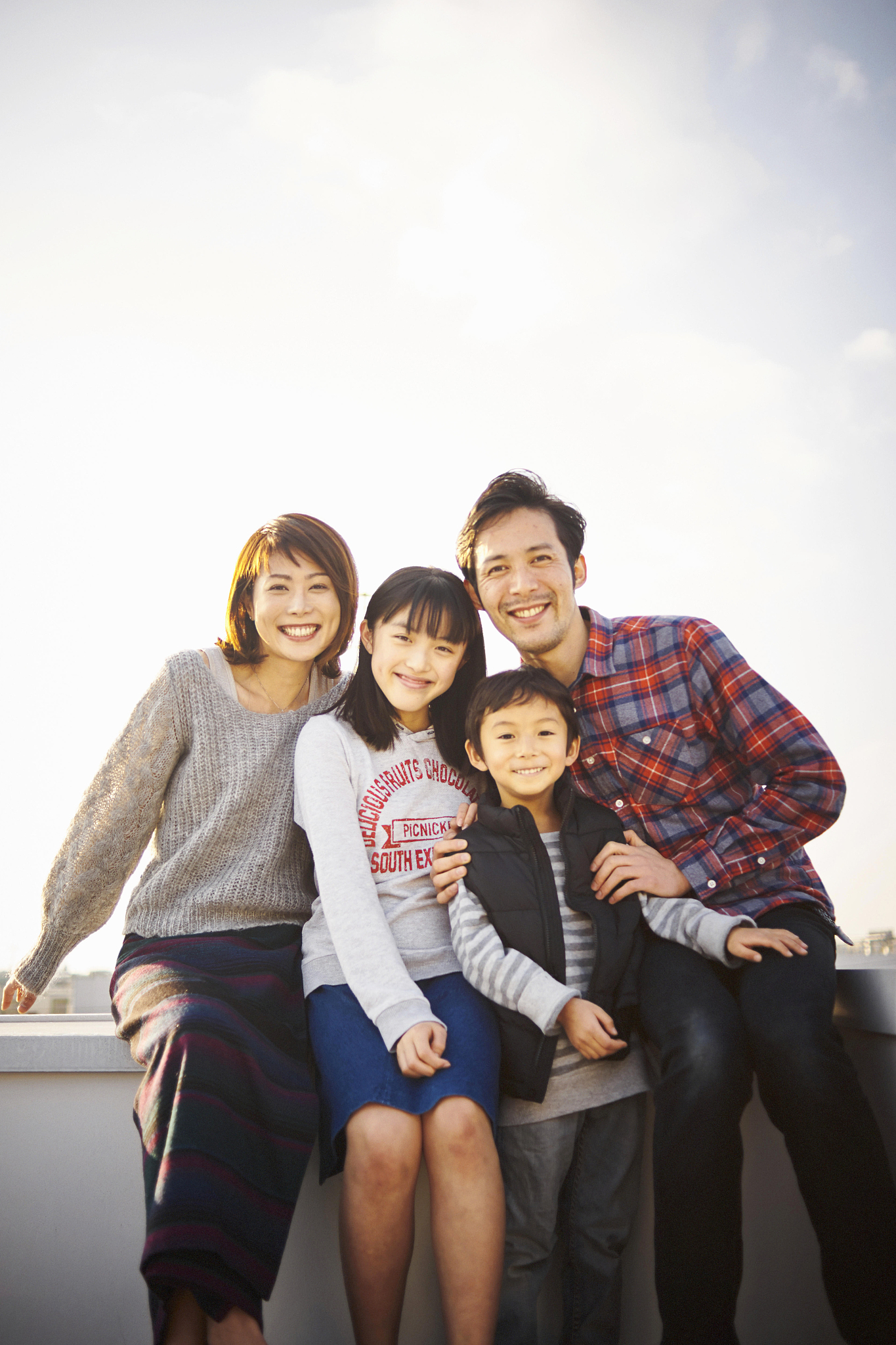 <strong>人属</strong>,人,照片,家庭,中学生,亚洲人,父母,初中学生,青春期前儿童,肖像