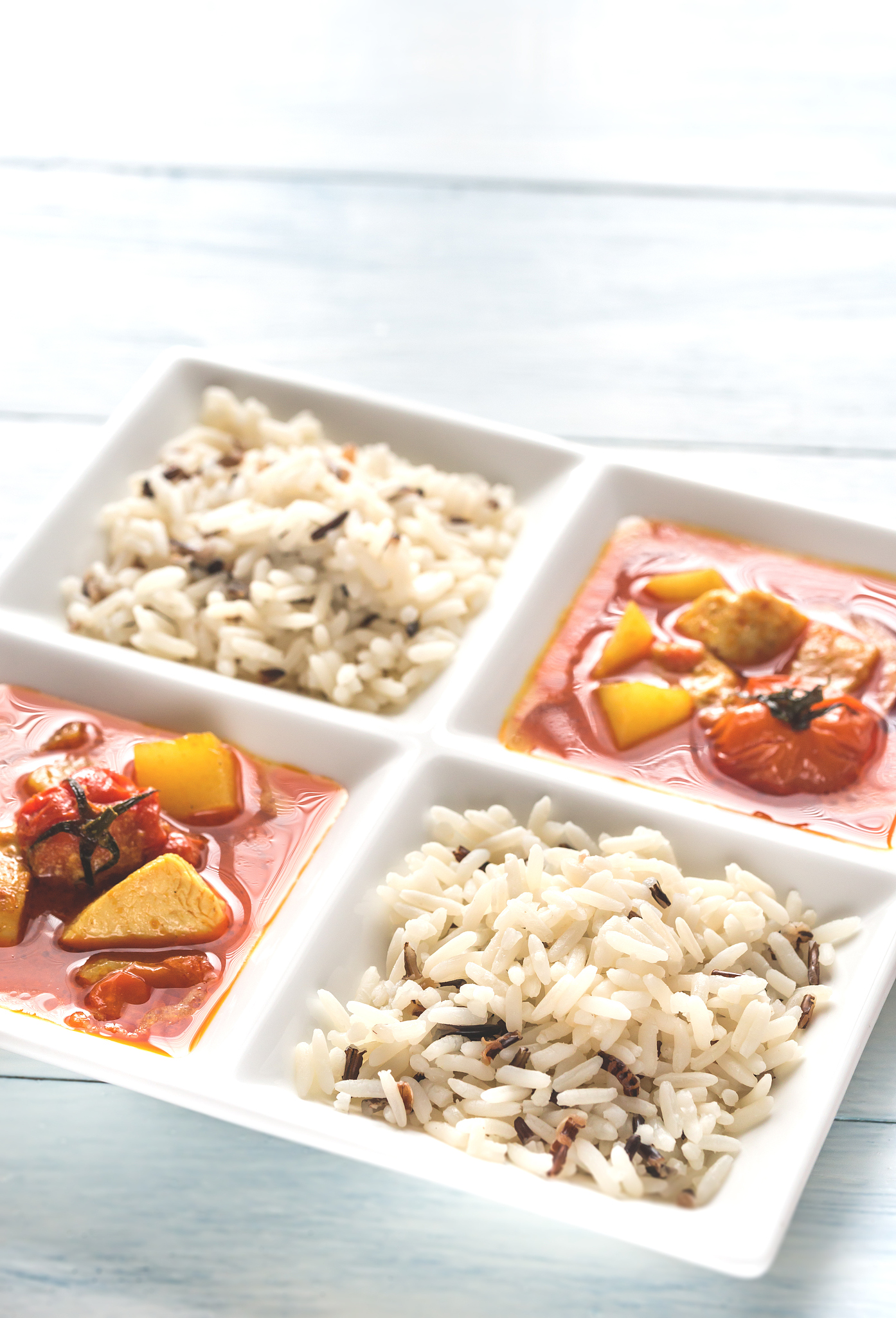 用 '咖喱咖喱' 的曲，改编番茄炒鸡蛋歌词：香气扑鼻，咖喱风味